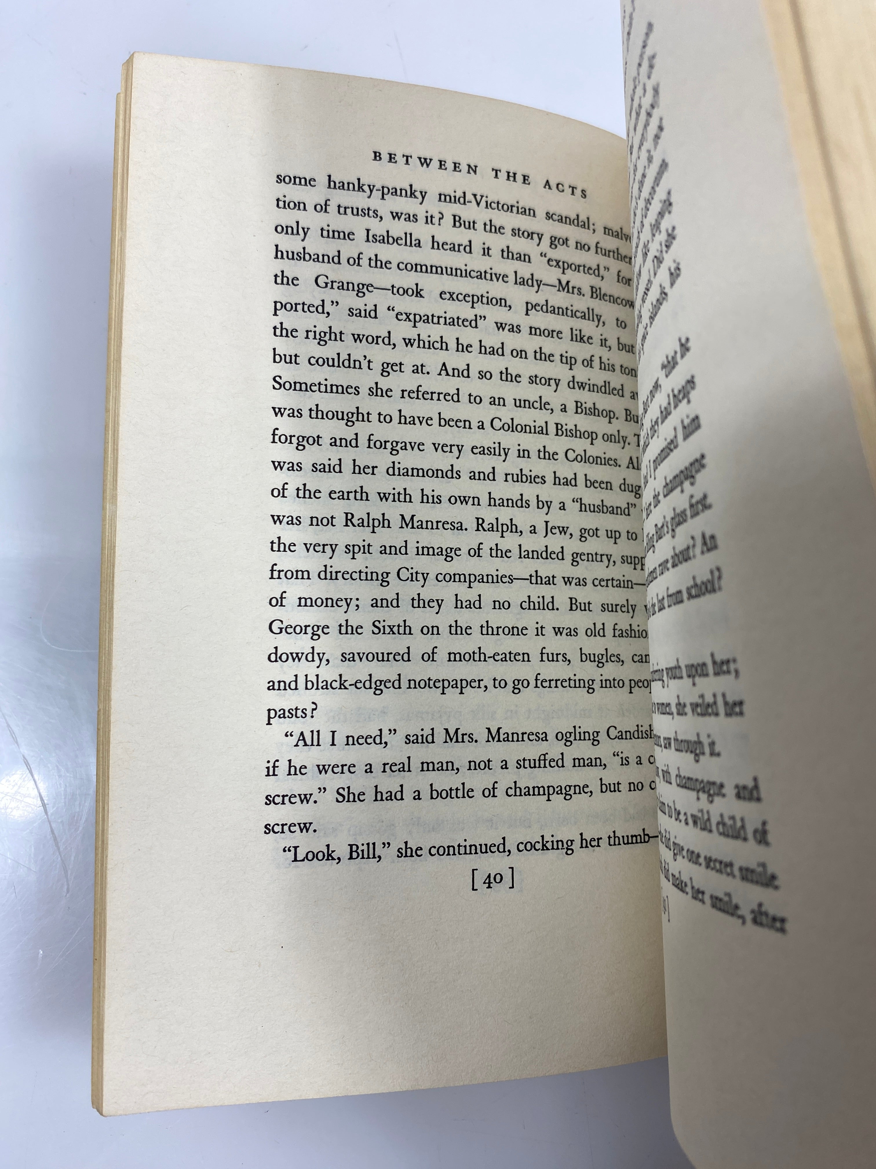 Lot of 4 1960's Virginia Woolf Paperbacks