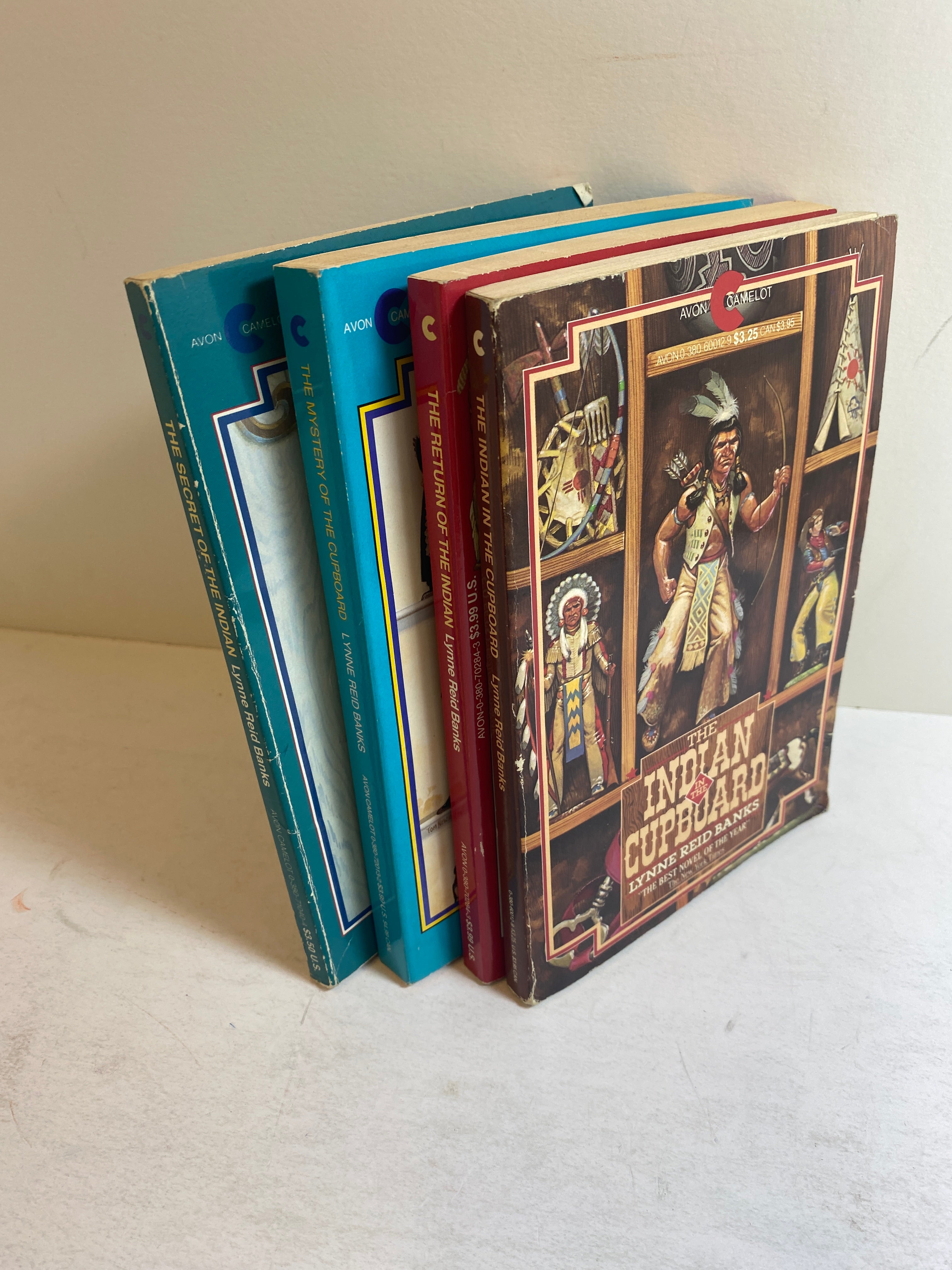 Lot of 4 Indian in the Cupboard Series Lynne Reid Banks 1984-1994