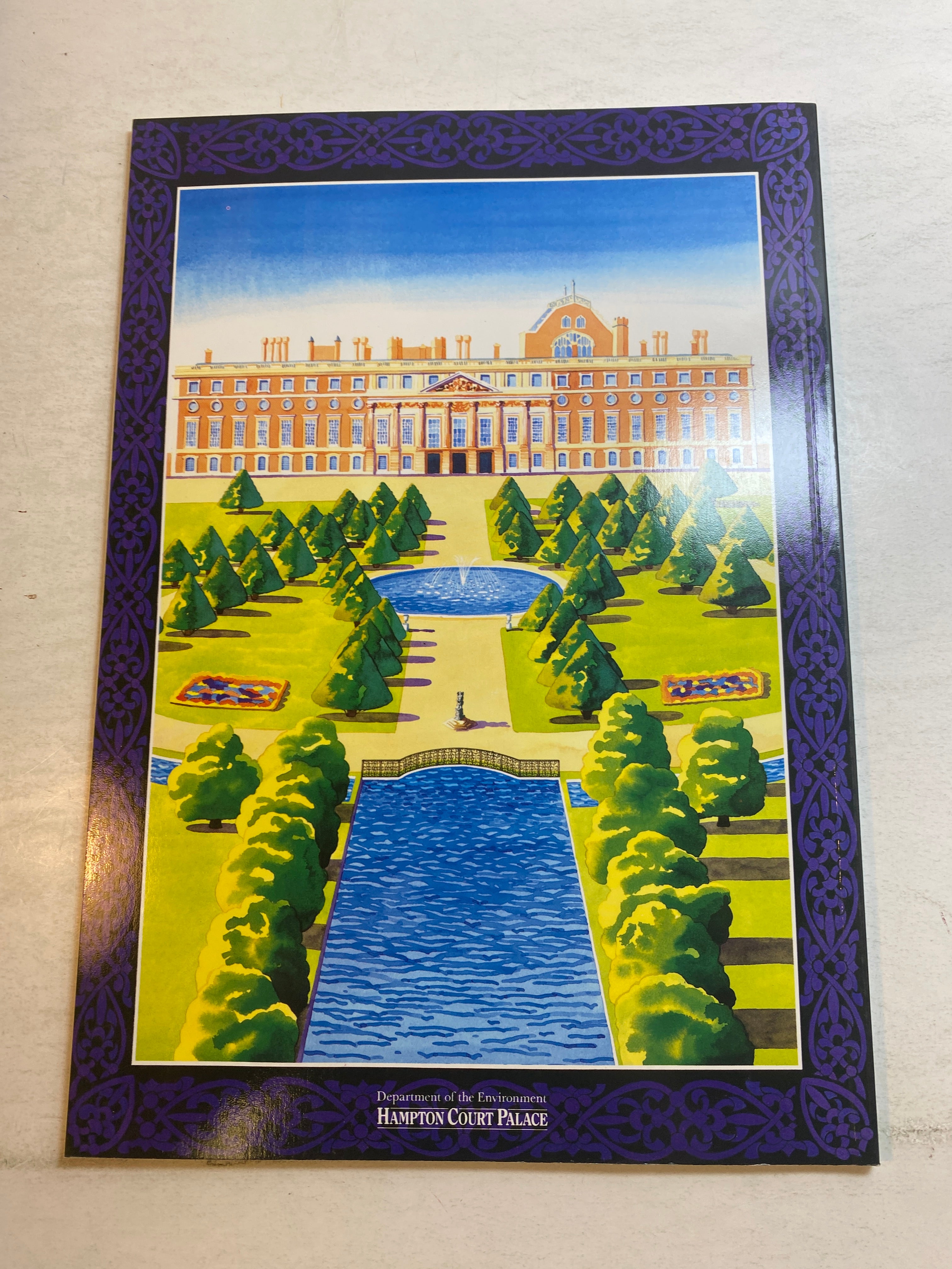 Lot of 4 London/Britain Travel Tourist Booklets 1988-1991