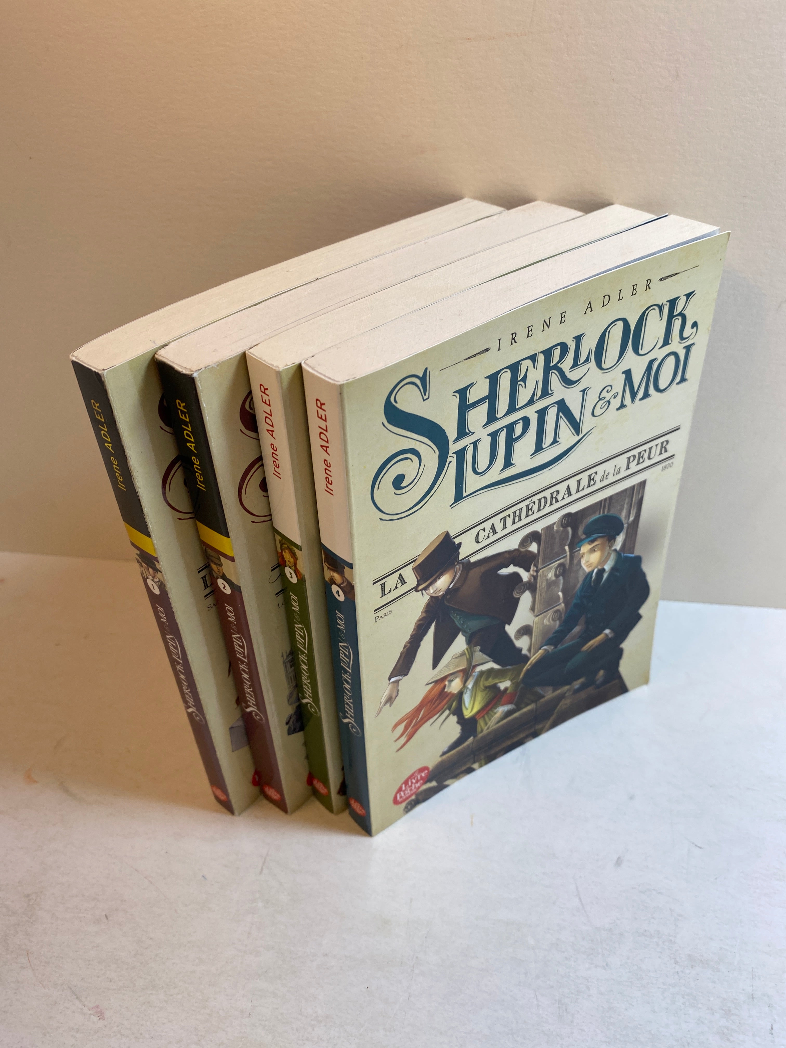 Lot of 4 Sherlock Lupin & Moi French Mystery Novels 2022