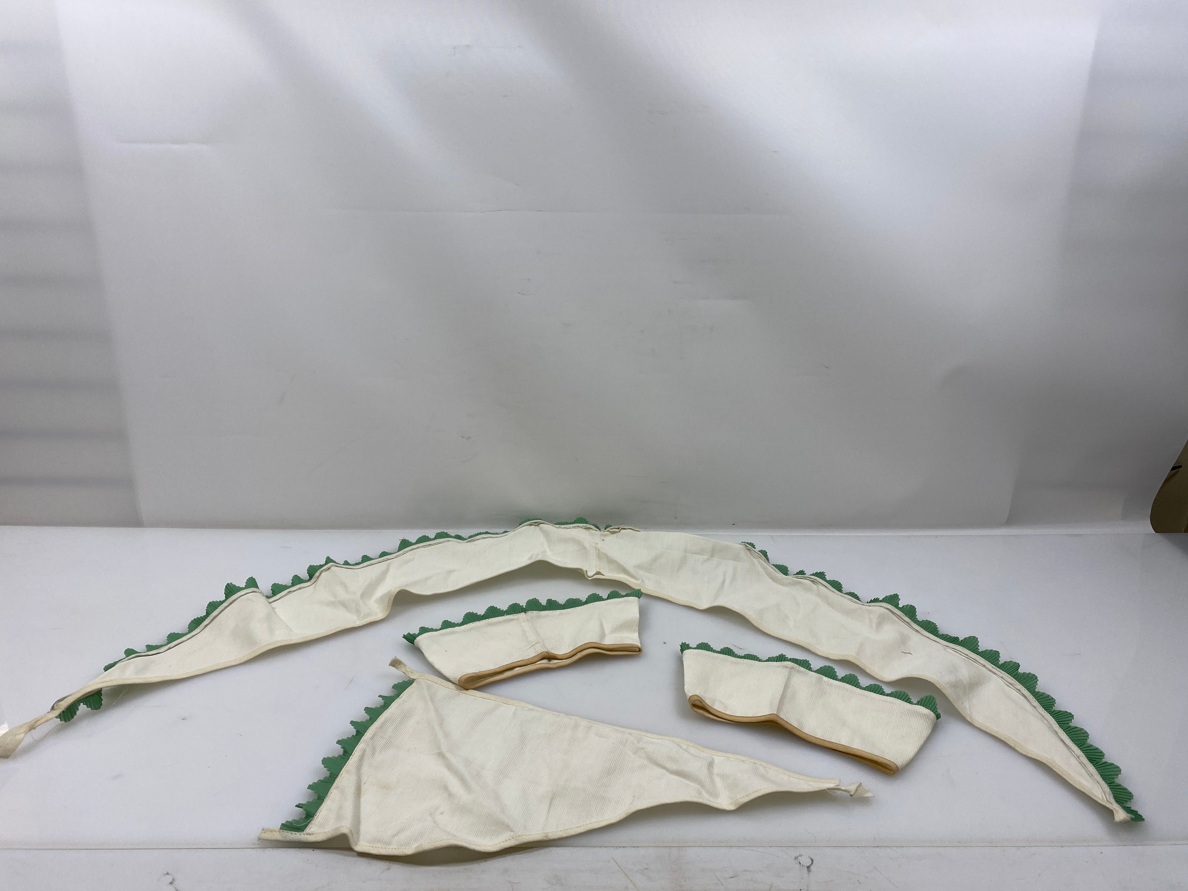 Lot Of 4 Vintage 1930s White Collar and Cuff Set with Green Details