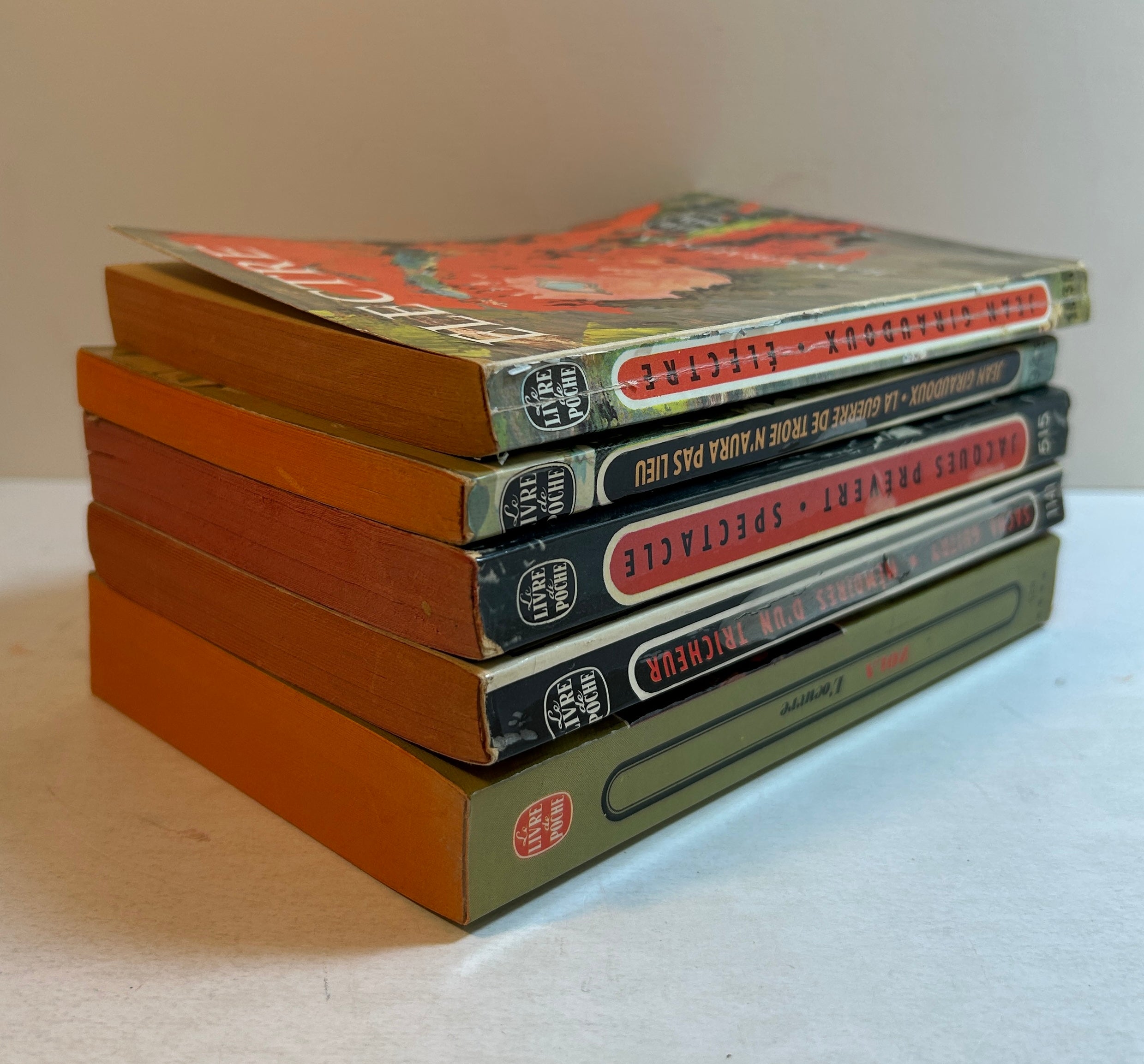 Lot Of 5 1960-70s French Livre De Poche Novels SC