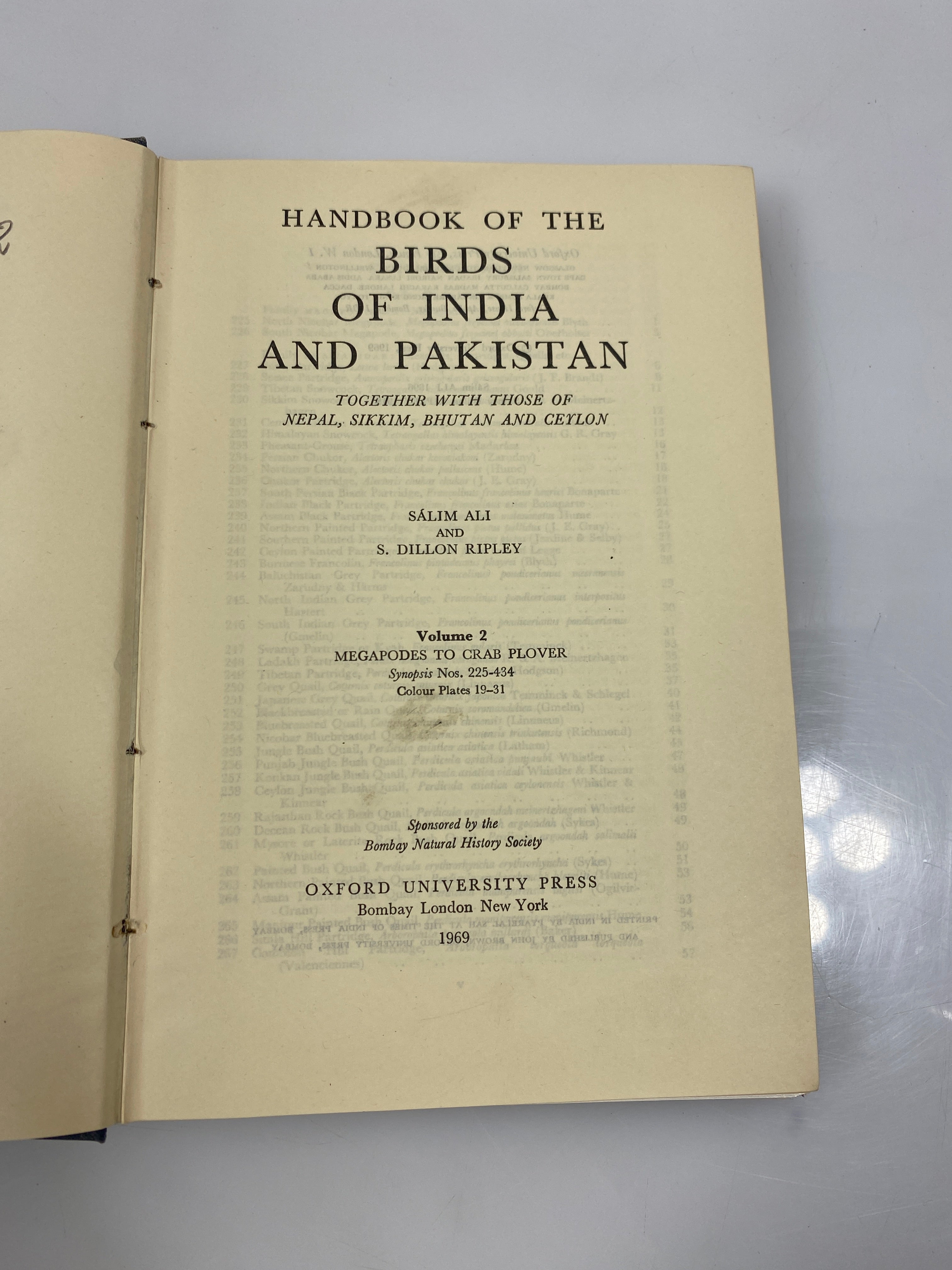 Lot of 5: Handbook of Birds of India and Pakistan 2-6 Ali/Ripley Ex-library HC