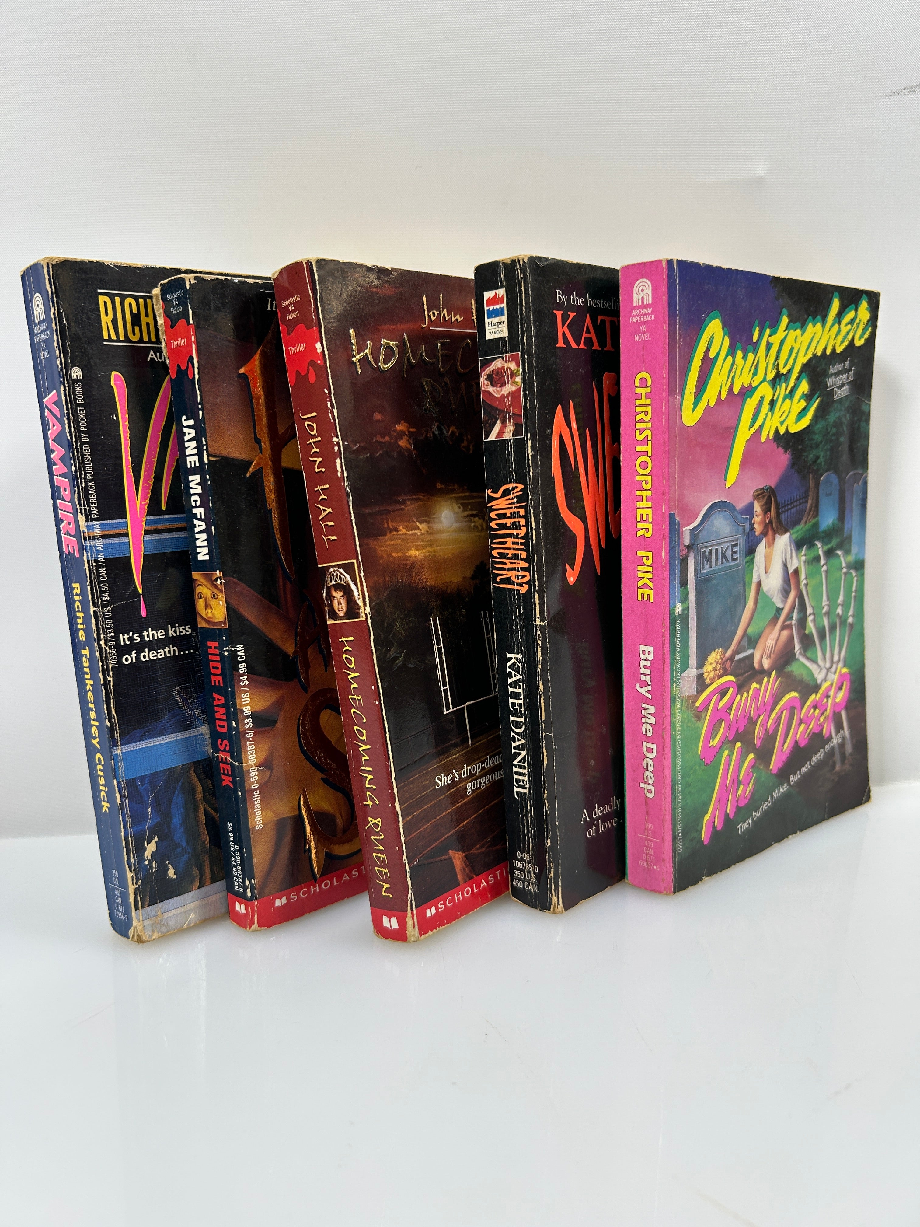 Lot of 5 Vintage 1990s Teen Horror Paperbacks SC