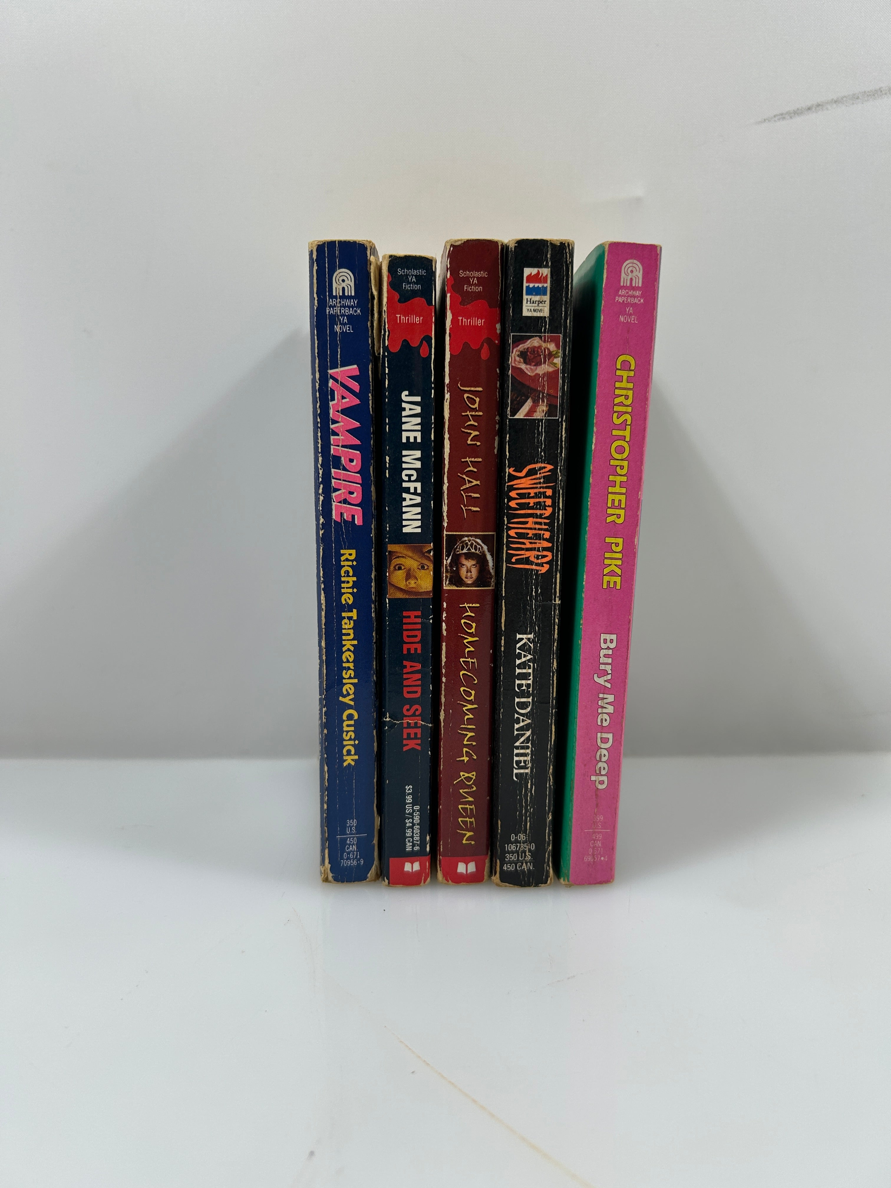Lot of 5 Vintage 1990s Teen Horror Paperbacks SC