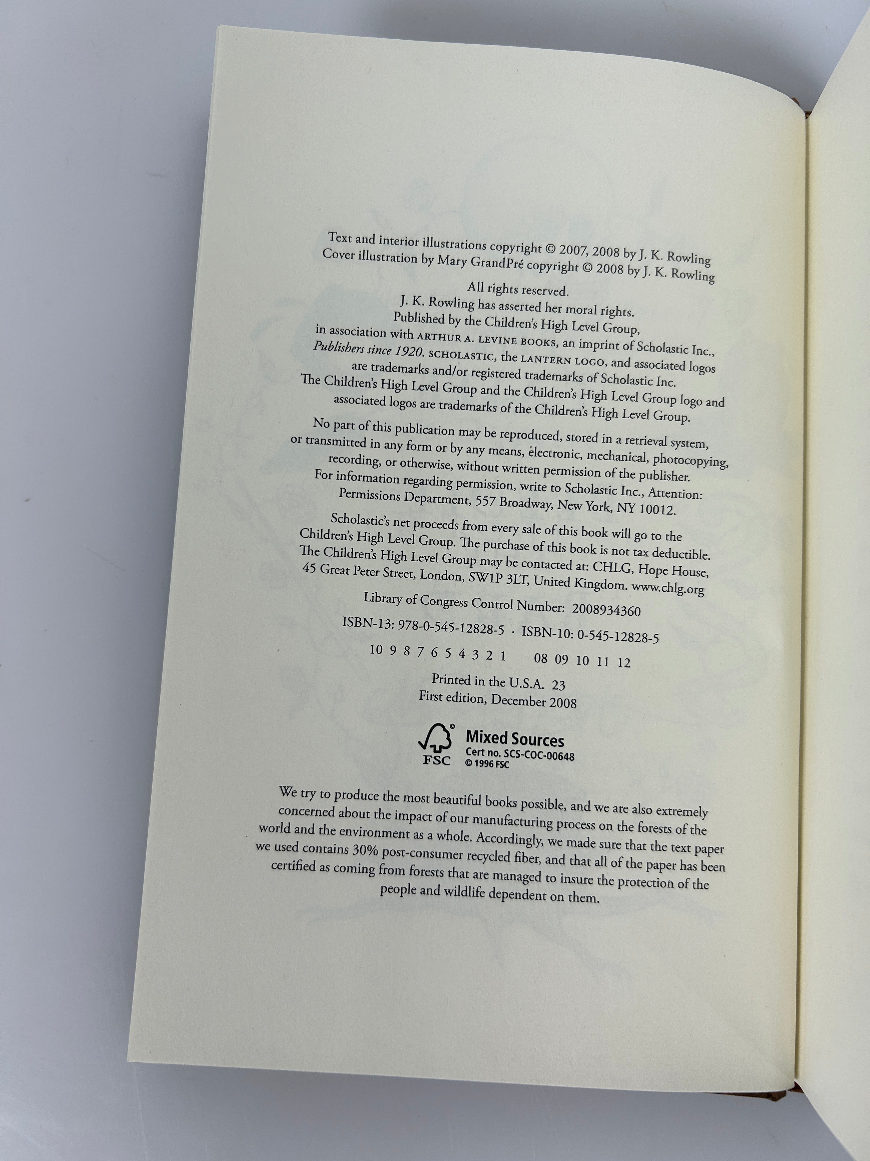 Lot of 6 Harry Potter Companion Books-2  Ex-Lib