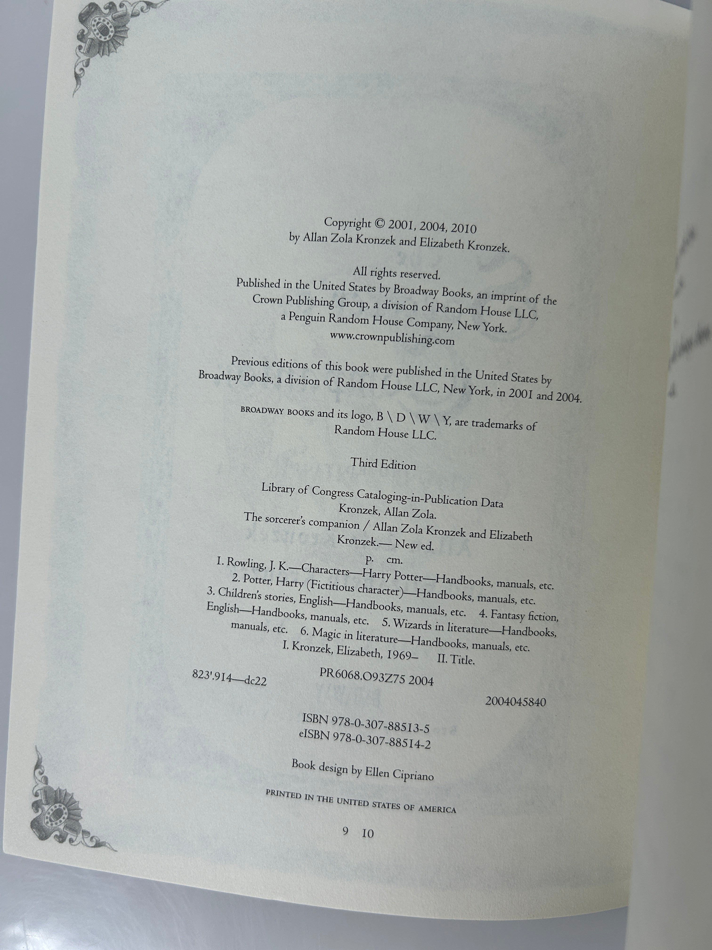 Lot of 6 Harry Potter Companion Books-2  Ex-Lib