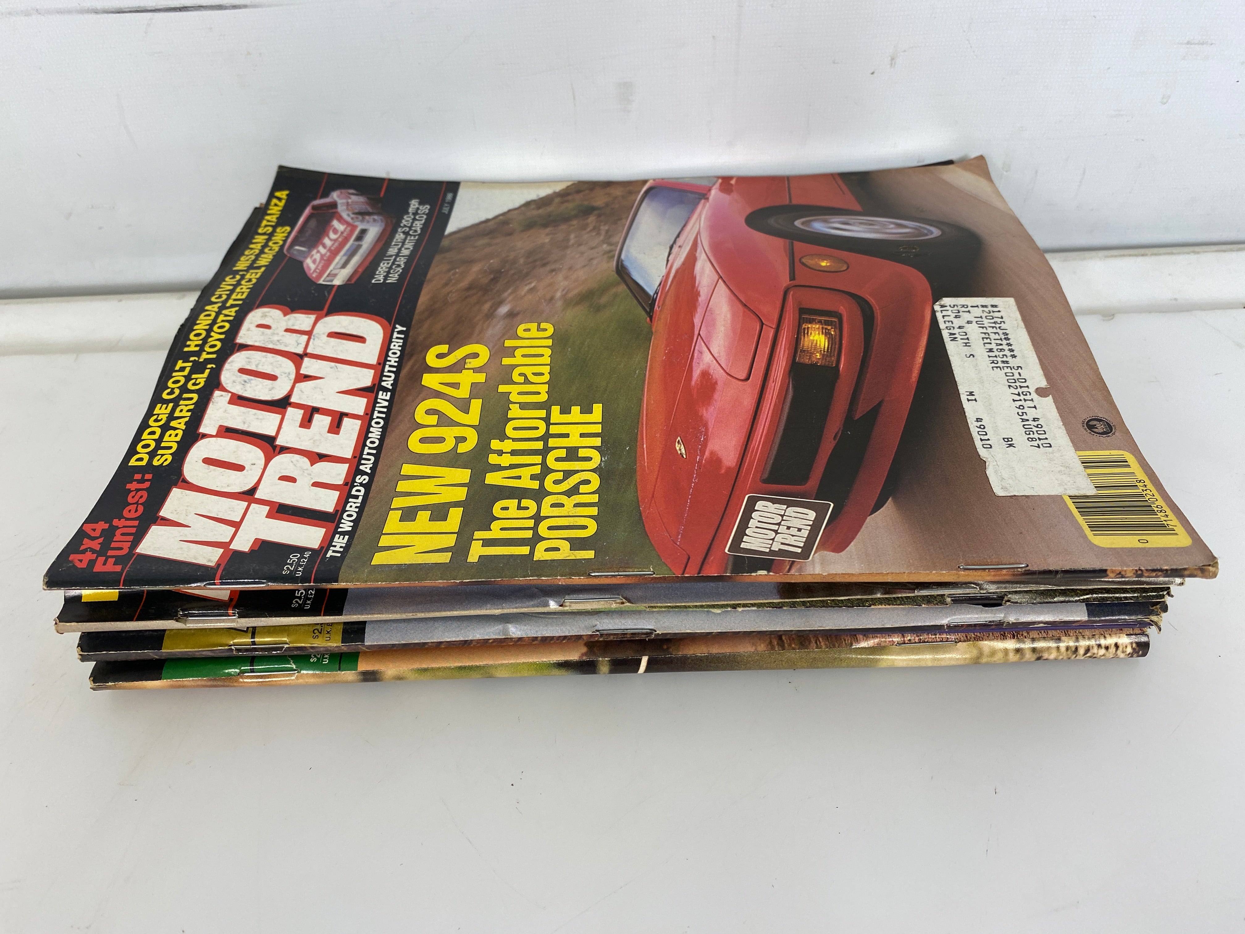 Lot of 6 Vintage Motor Trend Magazines 1986