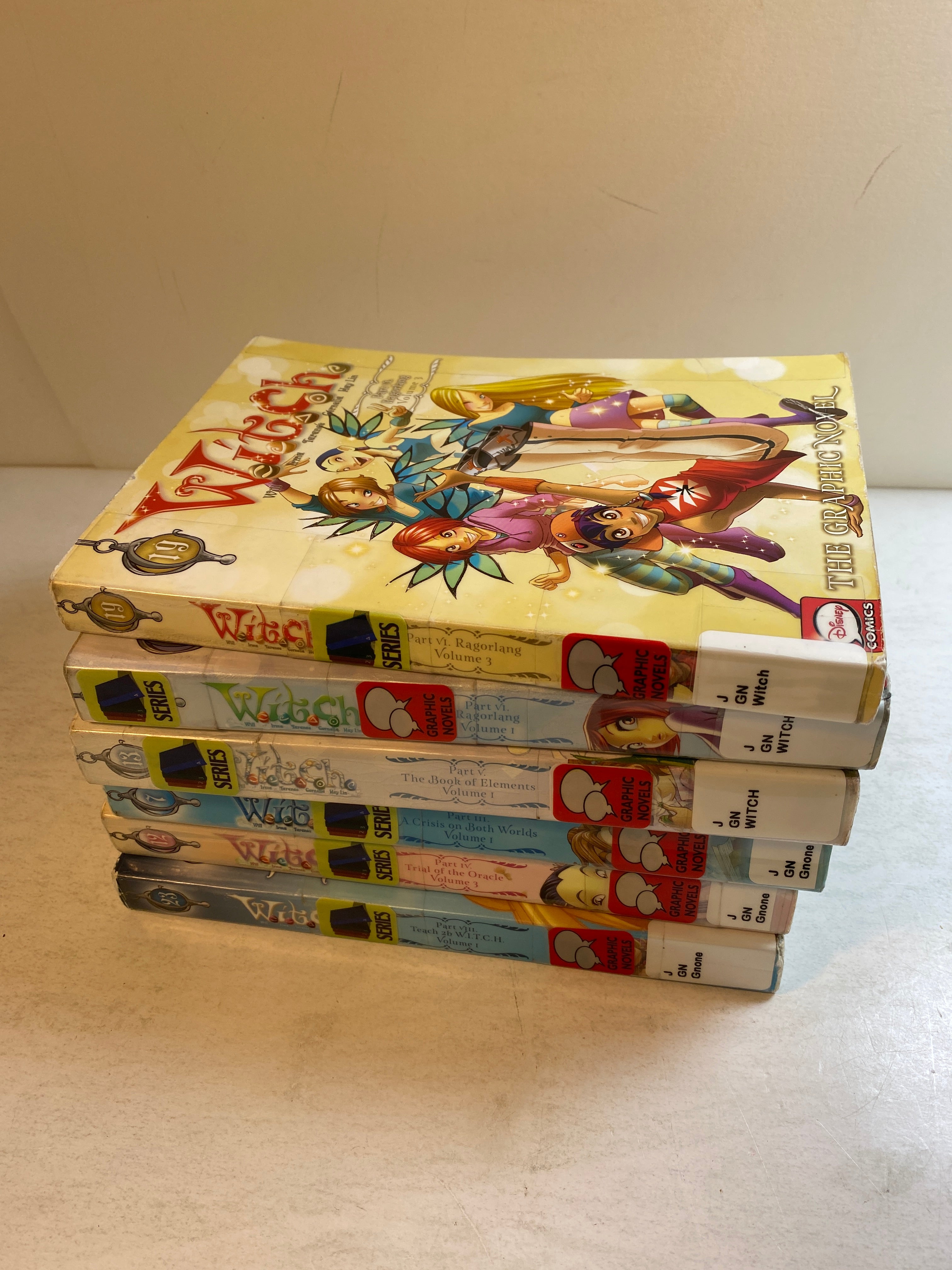 Lot of 6 Witch Graphic Novels SC Ex Lib 2018-2021