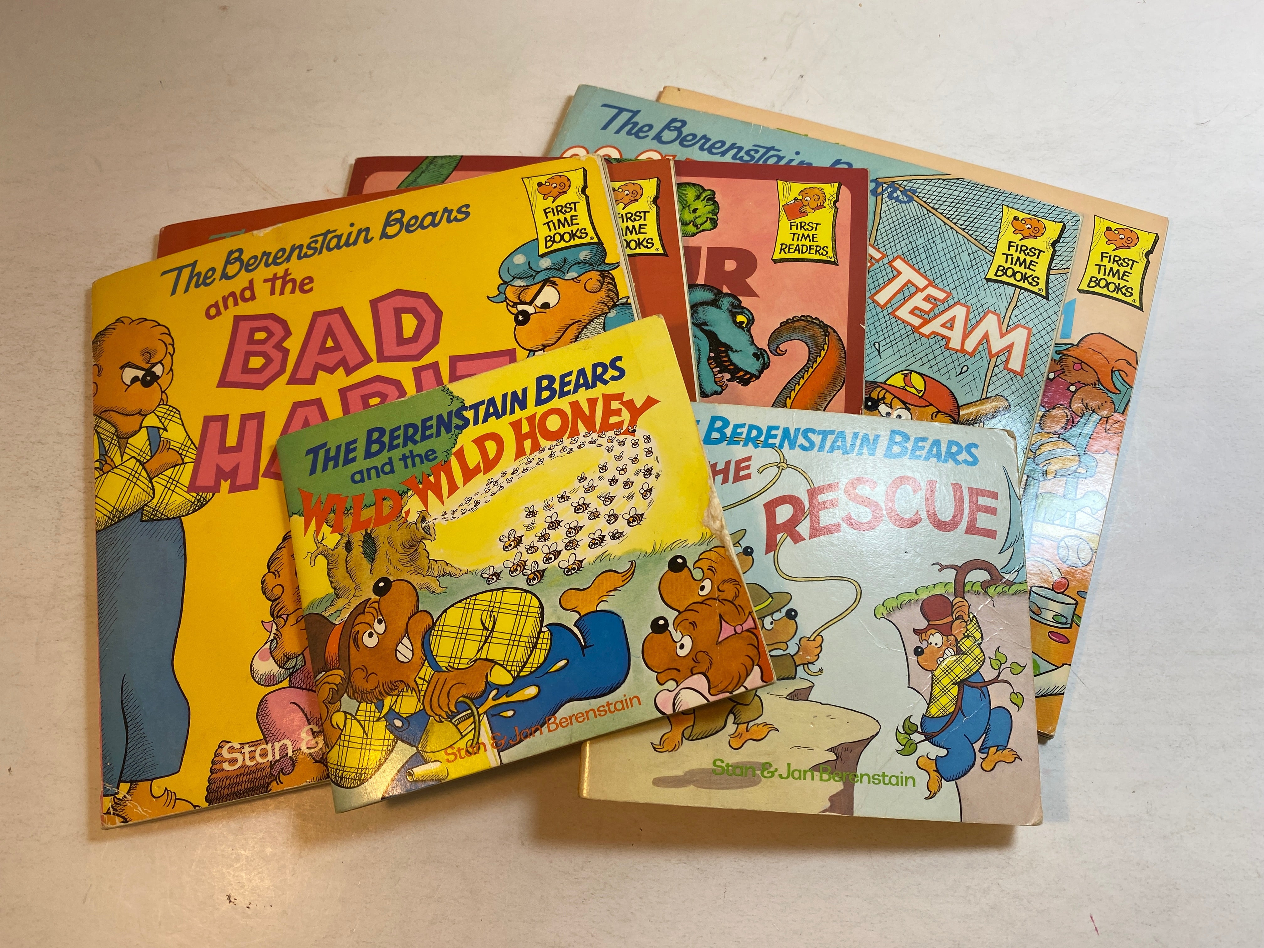 Lot of 7 Berenstain Bears Kids Books SC 1982-1987