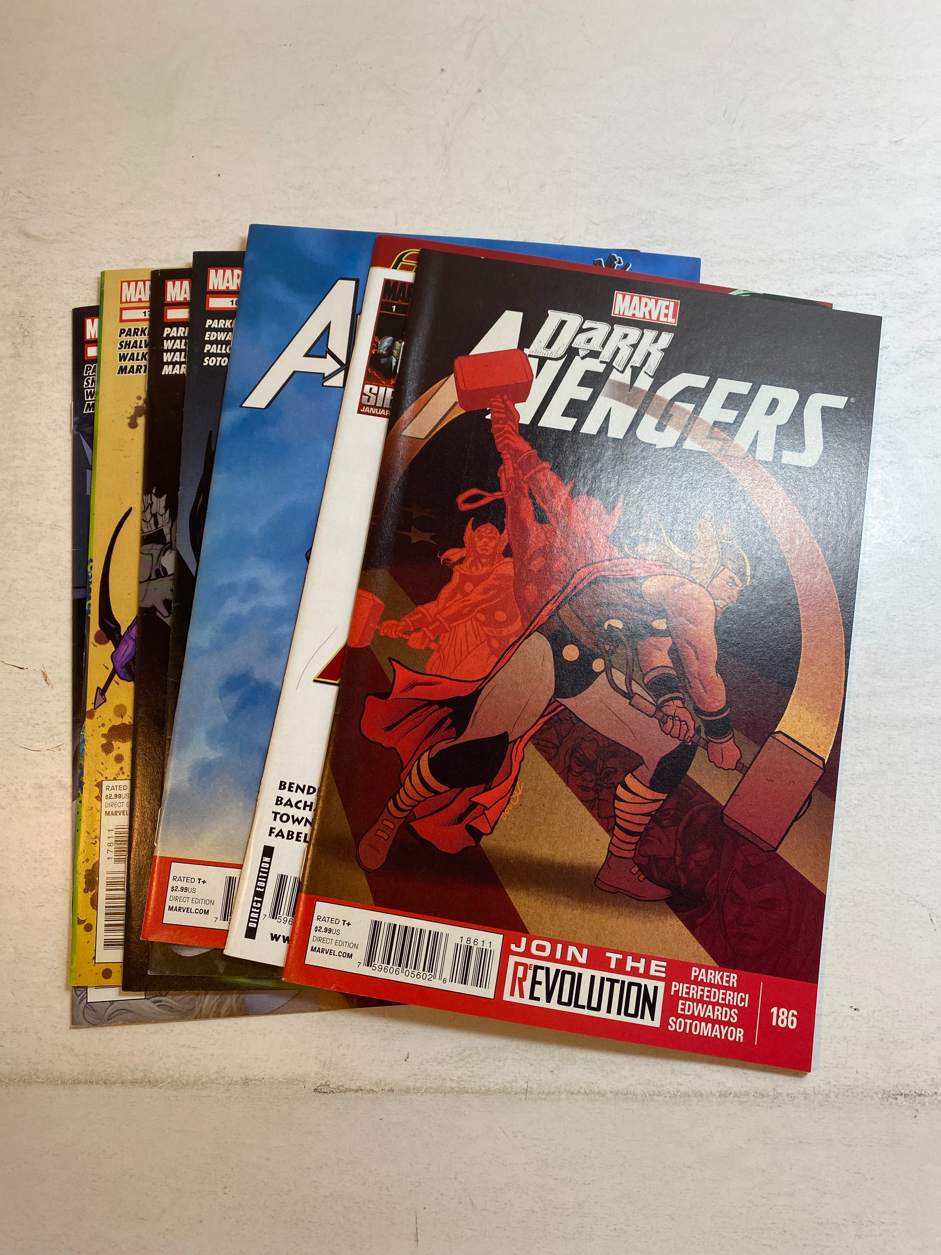 Lot of 7 Dark Avengers Marvel Comics 2010-2013