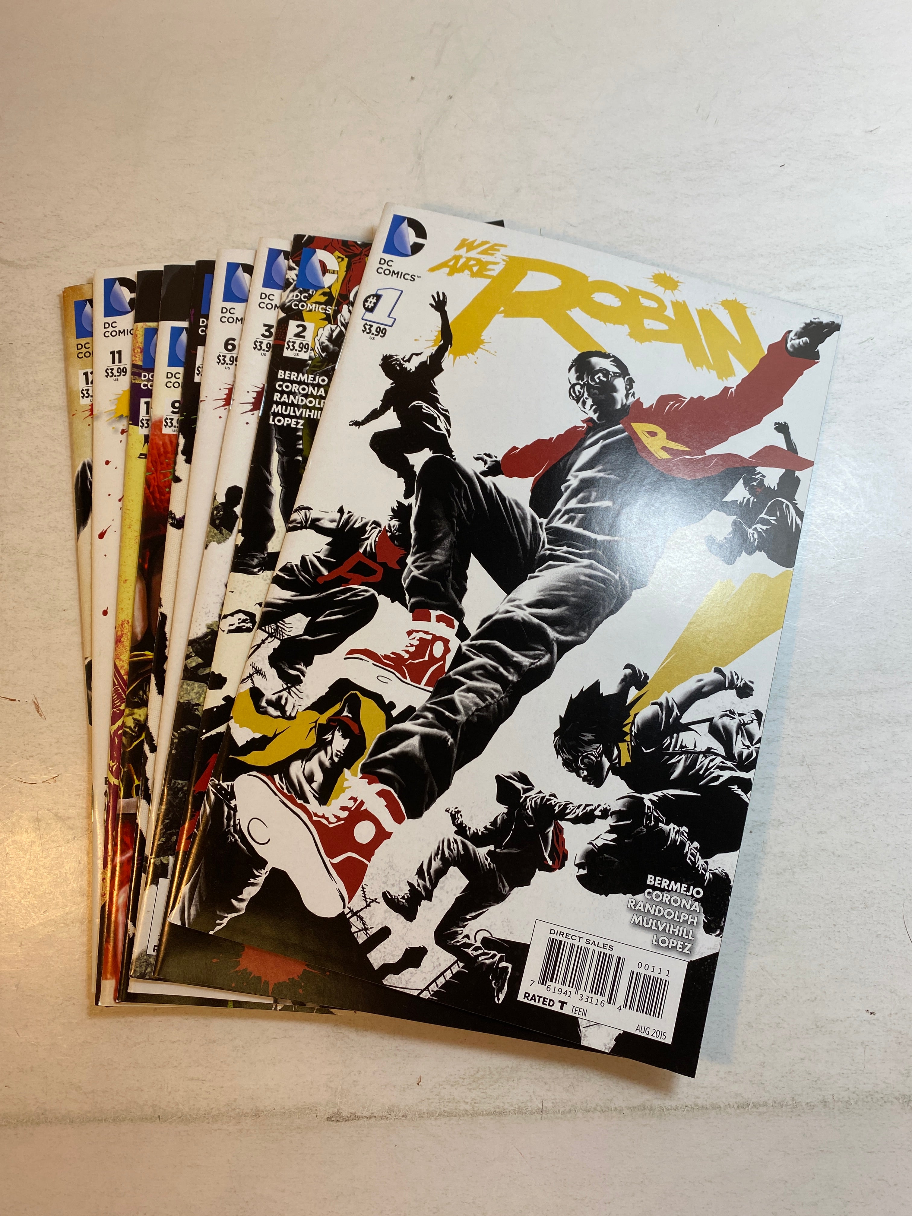 Lot of 9 We Are Robin DC Comics 2015-2016