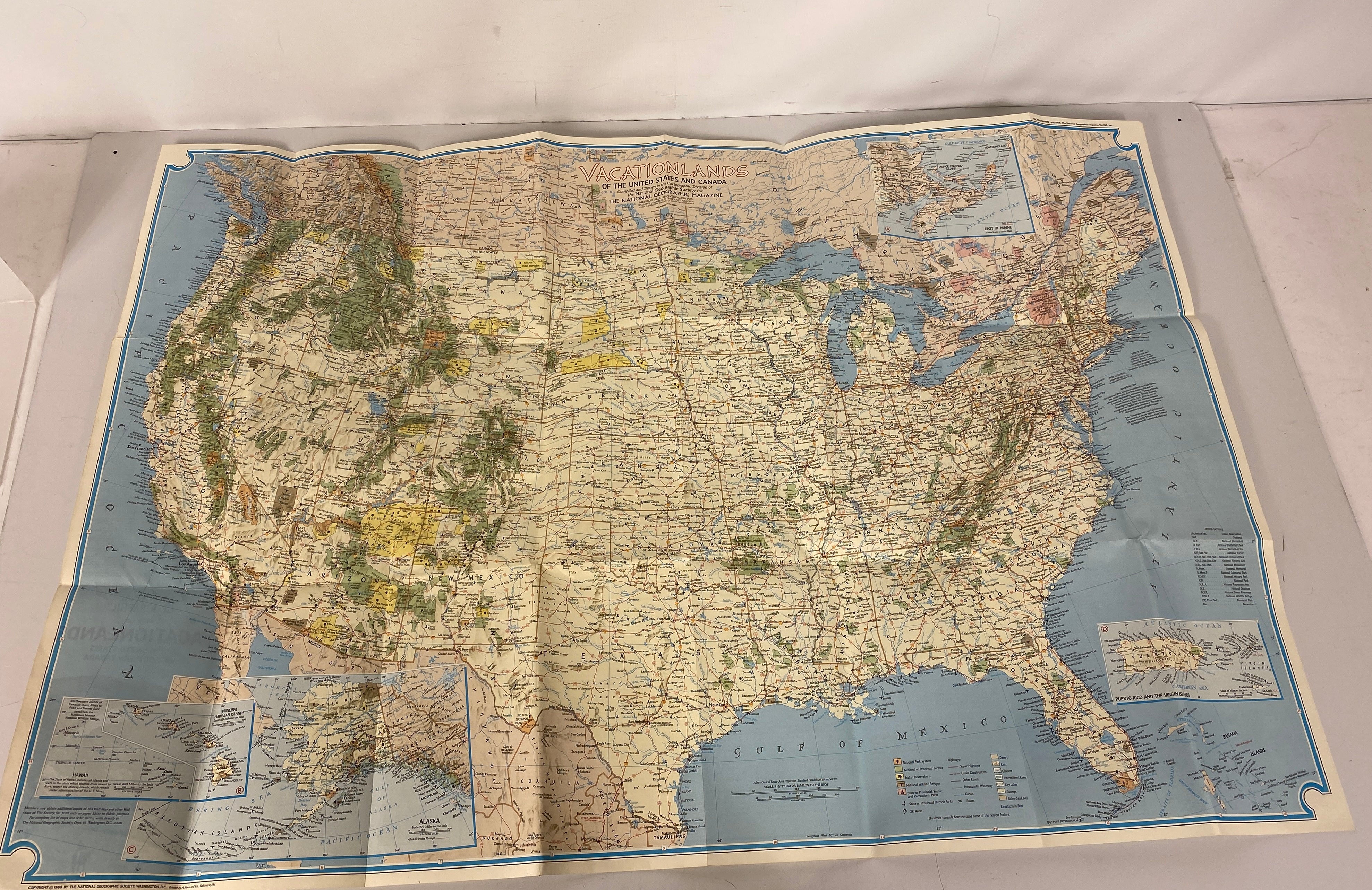 Lot of Maps: Grand Canyon/Glacier Waterton Lakes/Bozeman/Park City/USA & Canada
