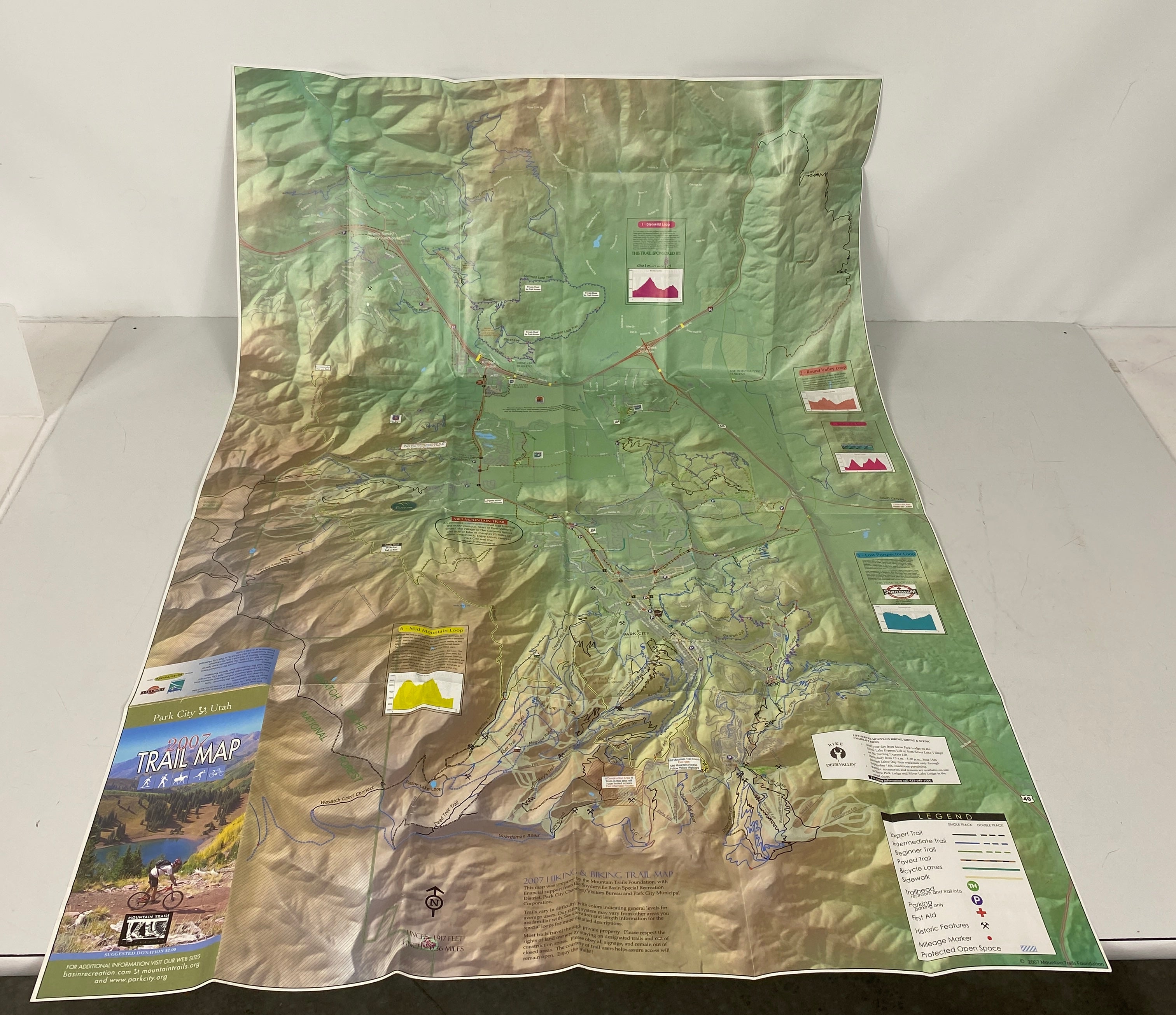 Lot of Maps: Grand Canyon/Glacier Waterton Lakes/Bozeman/Park City/USA & Canada