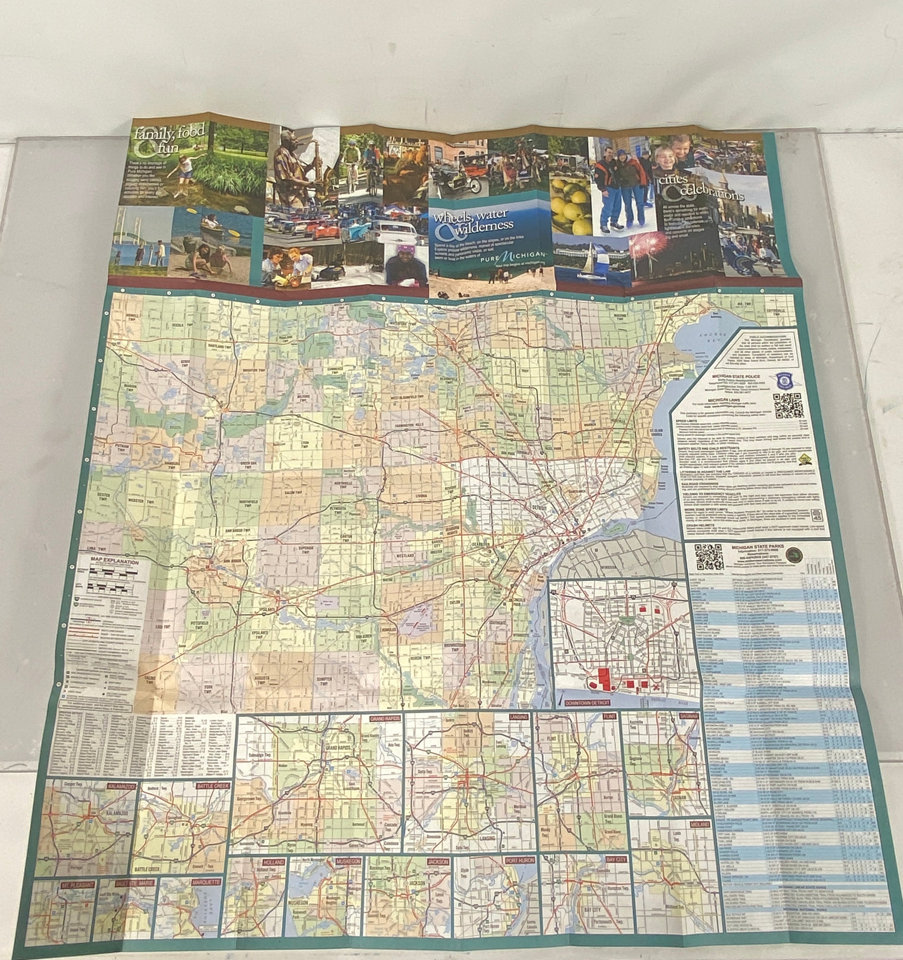 Lot of Michigan Maps: Flip Map/AAA/USGS/Greater Lansing/Traverse City/U.P.