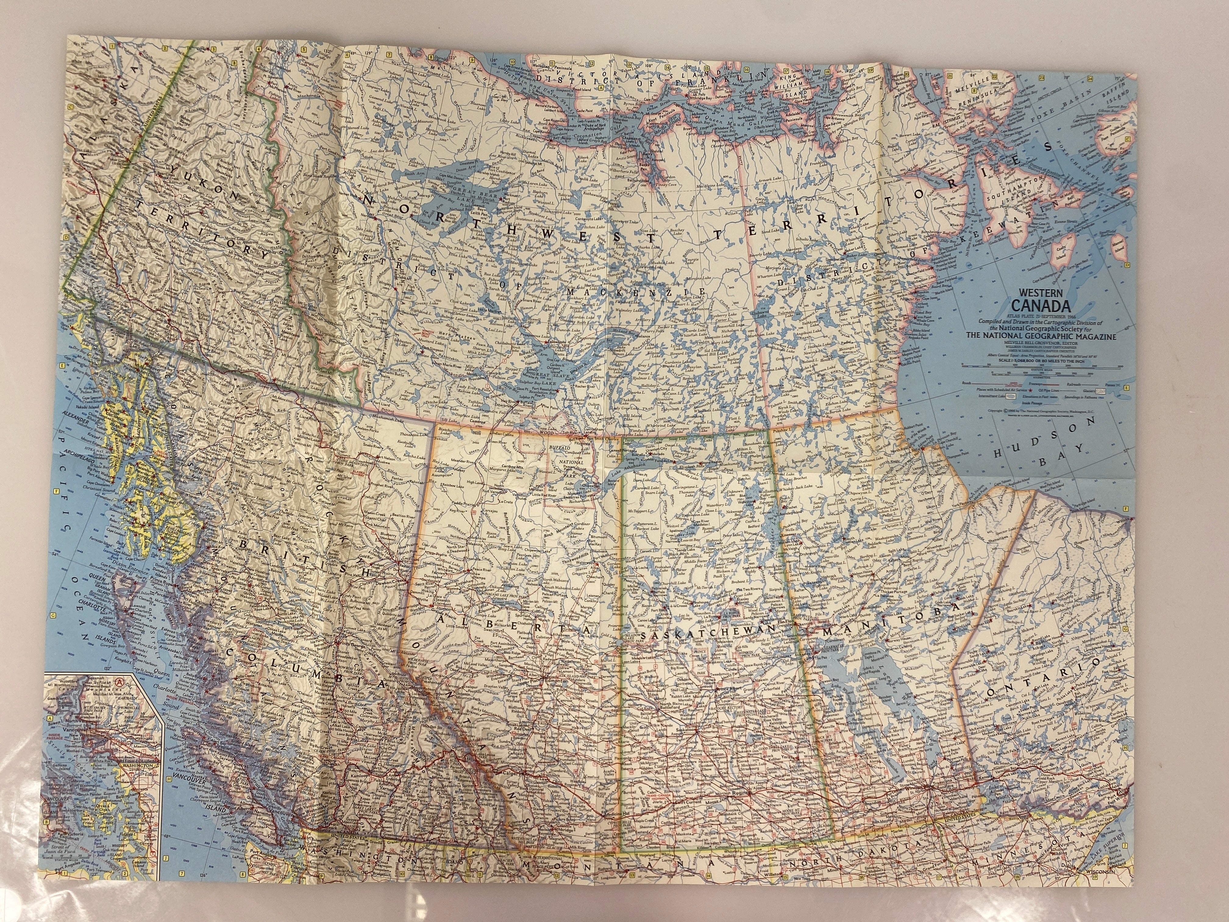 Lot of Nat Geo Canada Wall Maps: Vacationlands/Western CA/The Making of Canada