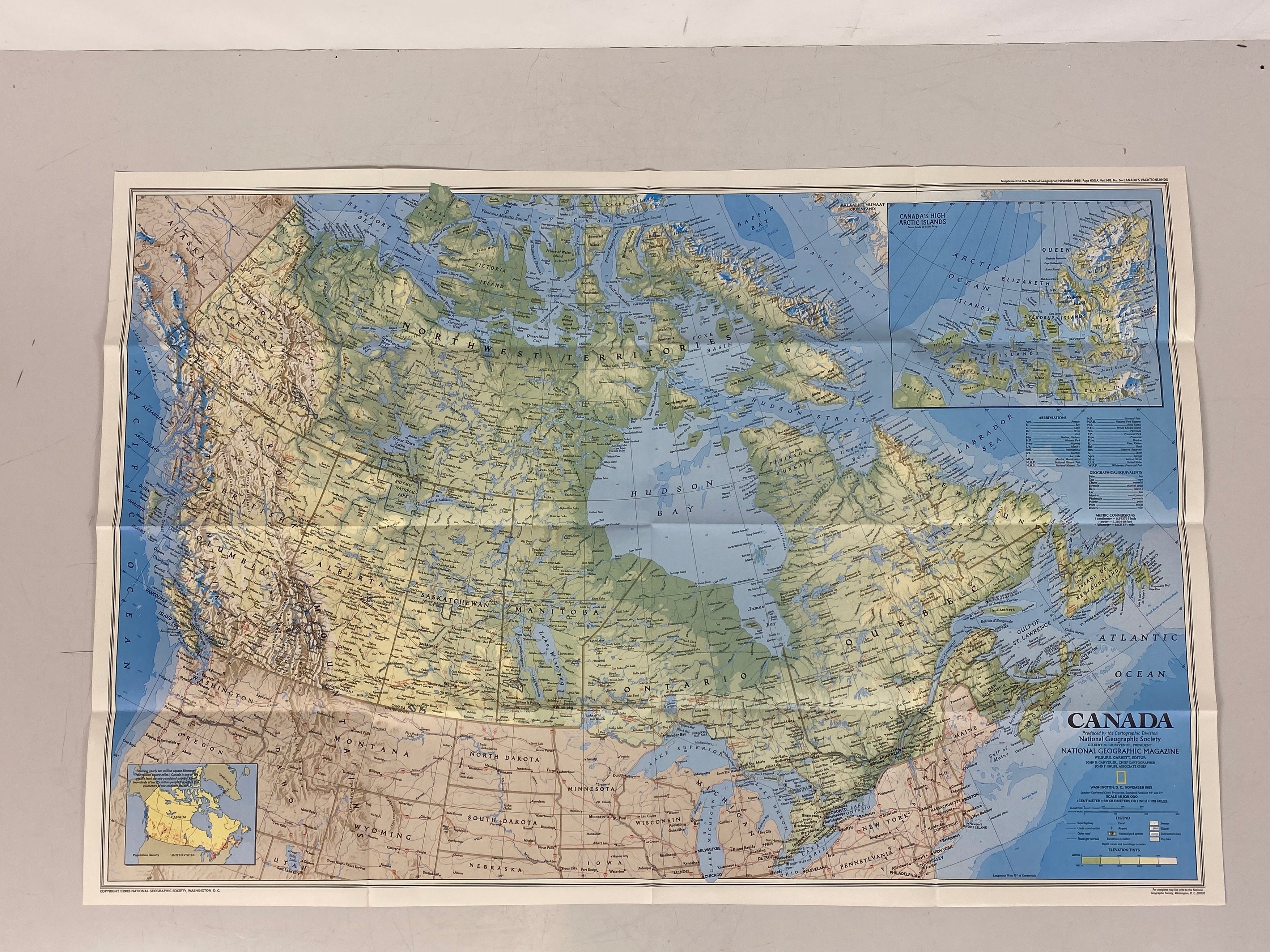 Lot of Vintage Maps of Canada incl Vacationlands and City Map of Victoria