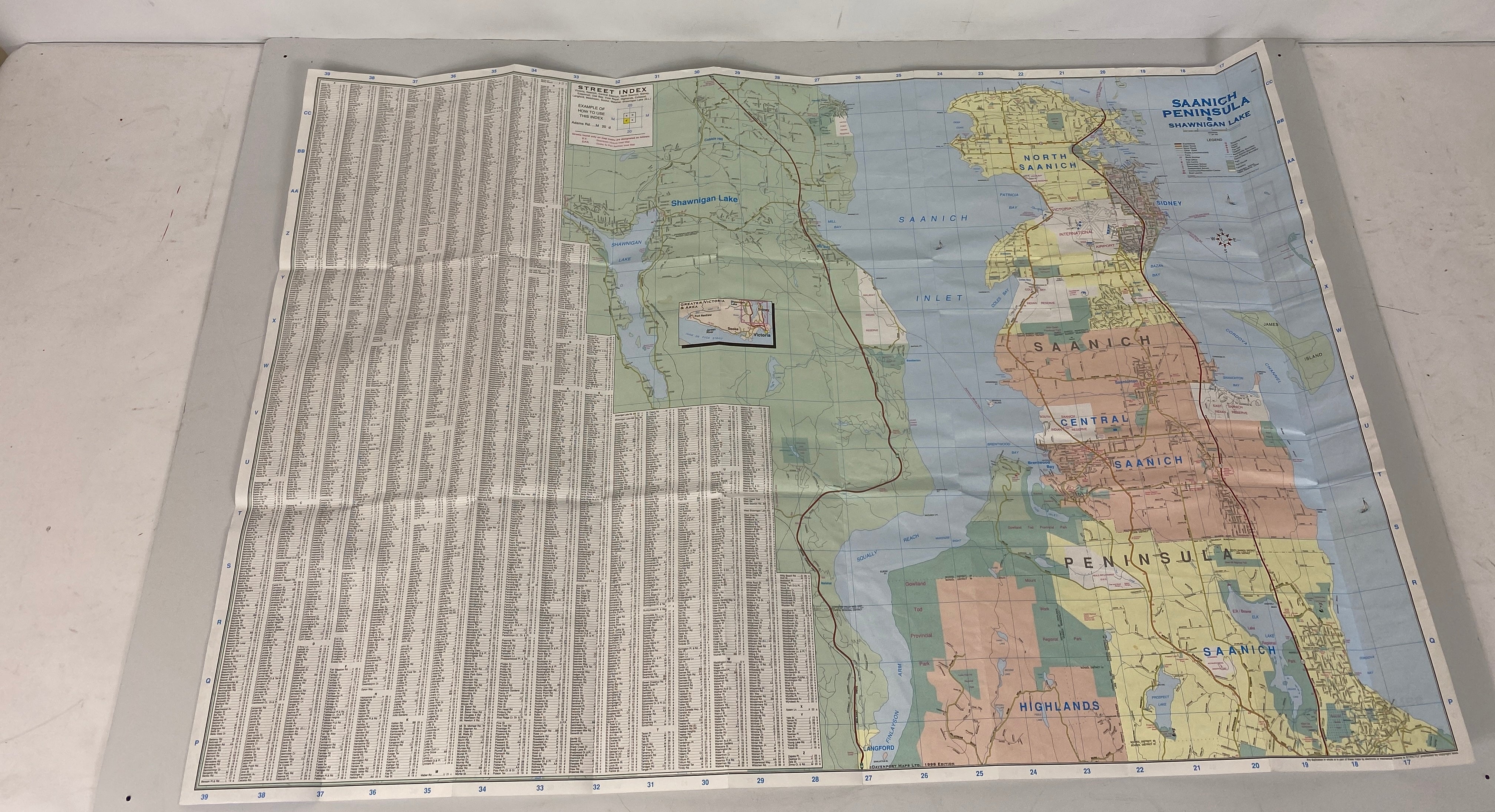 Lot of Vintage Maps of Canada incl Vacationlands and City Map of Victoria