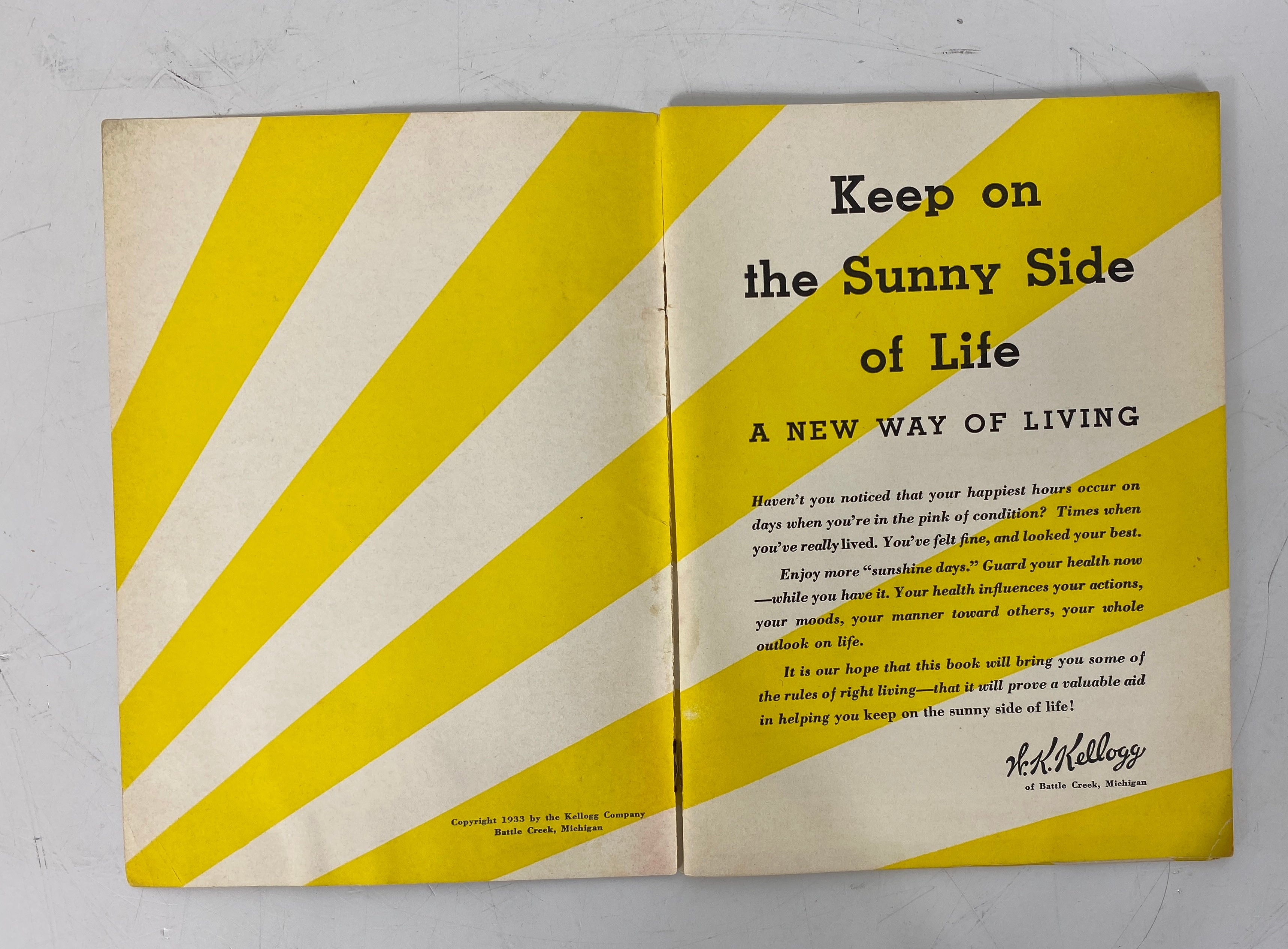 Lot of Vtg Kellogg Co Booklets incl Healthful Living/Keep on the Sunny Side SC