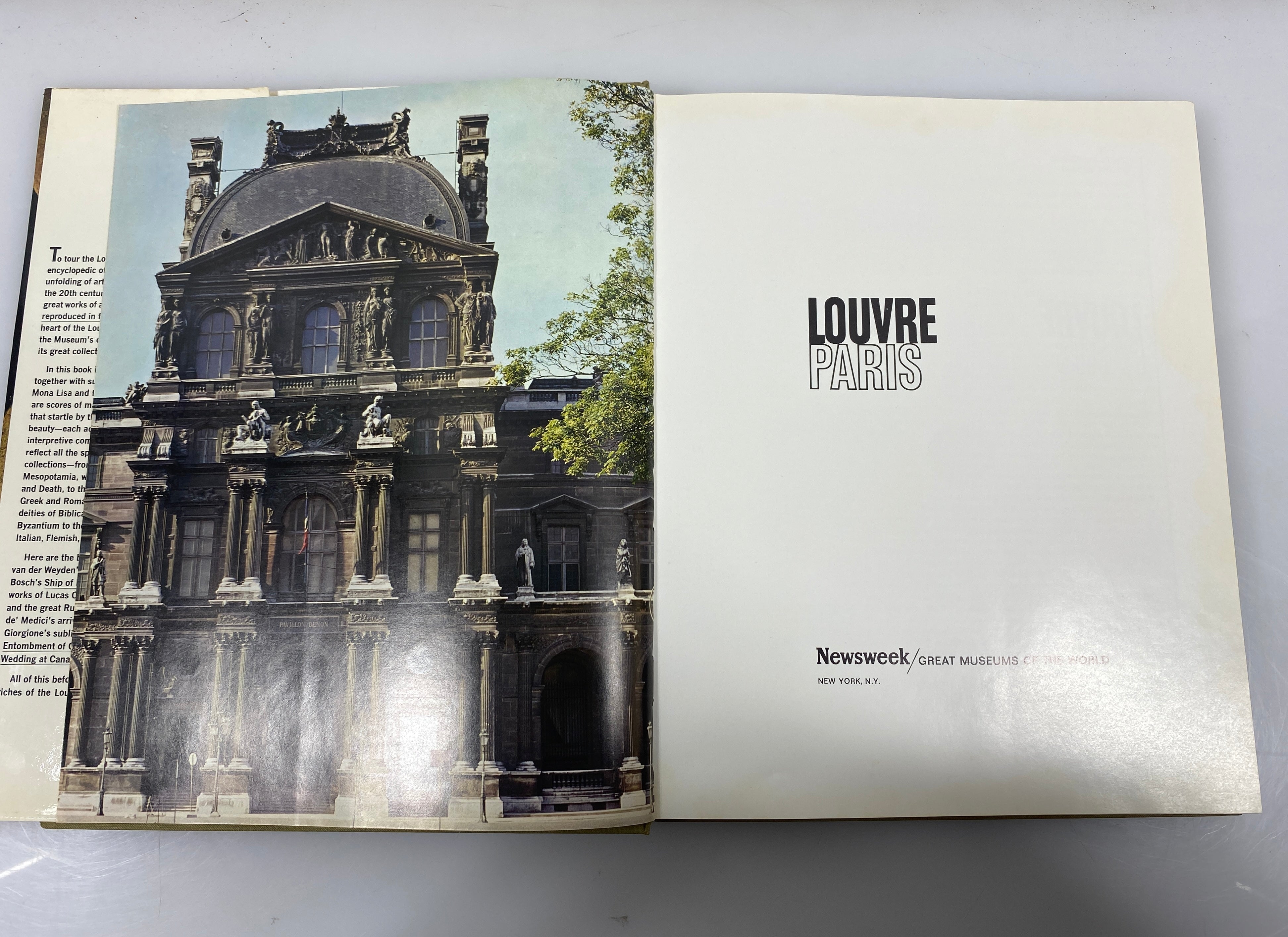 Louvre Paris Great Museums of the World 1967 HCDJ