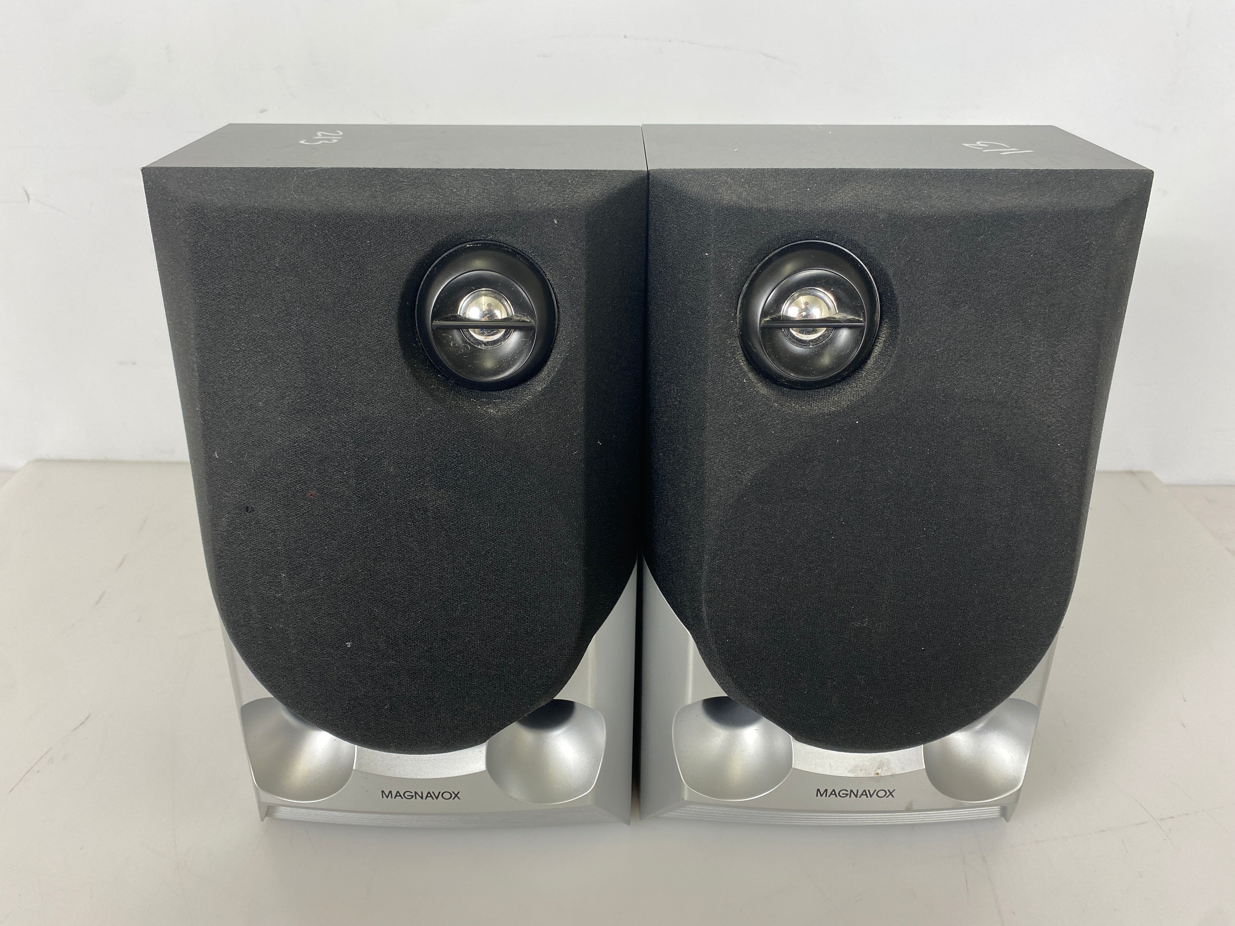 Magnavox MAS80 3-CD Mini Stereo Shelf System
