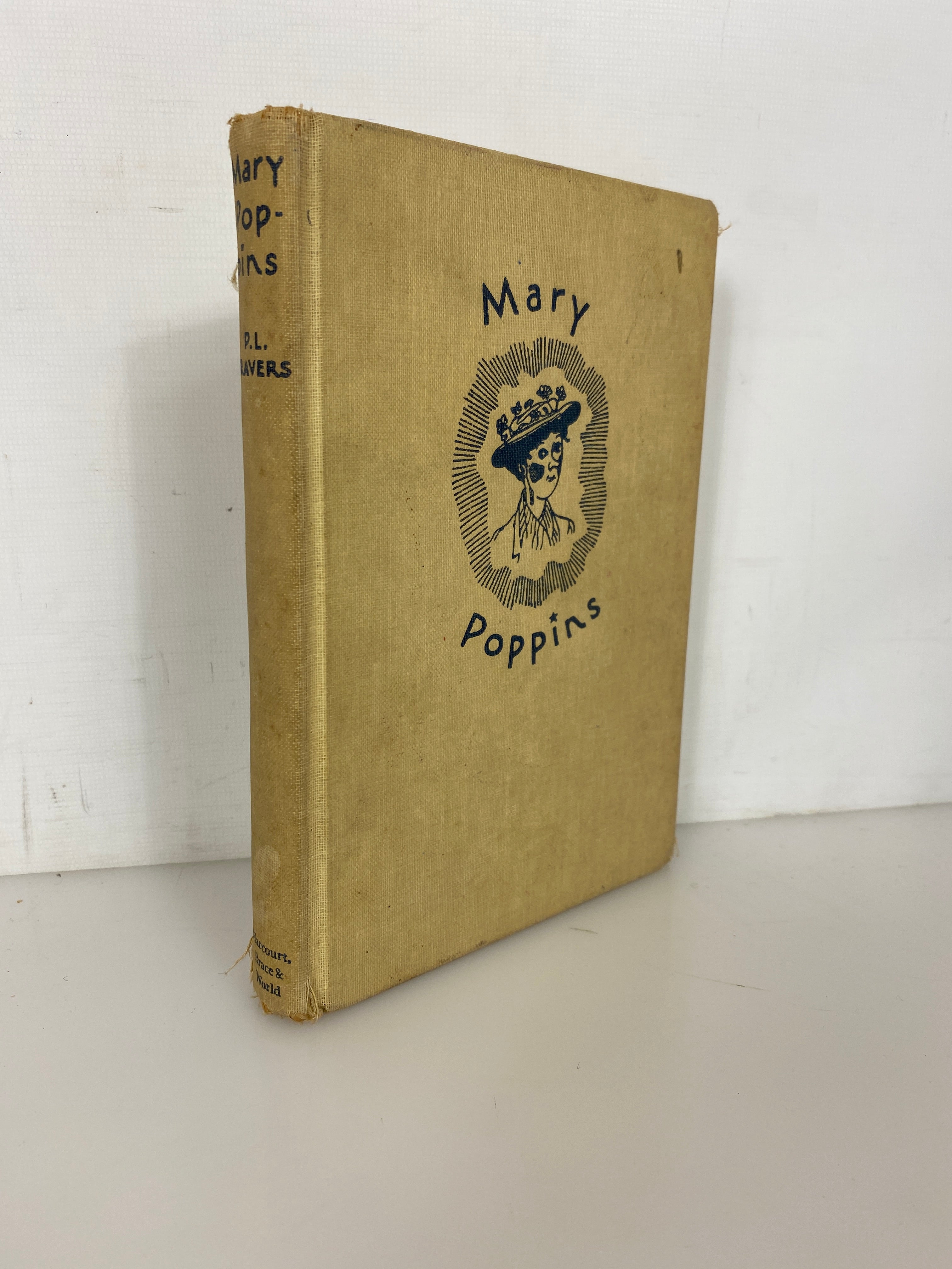 Mary Poppins by P.L. Travers 1962 Harcourt Brace & World Ex-Library HC