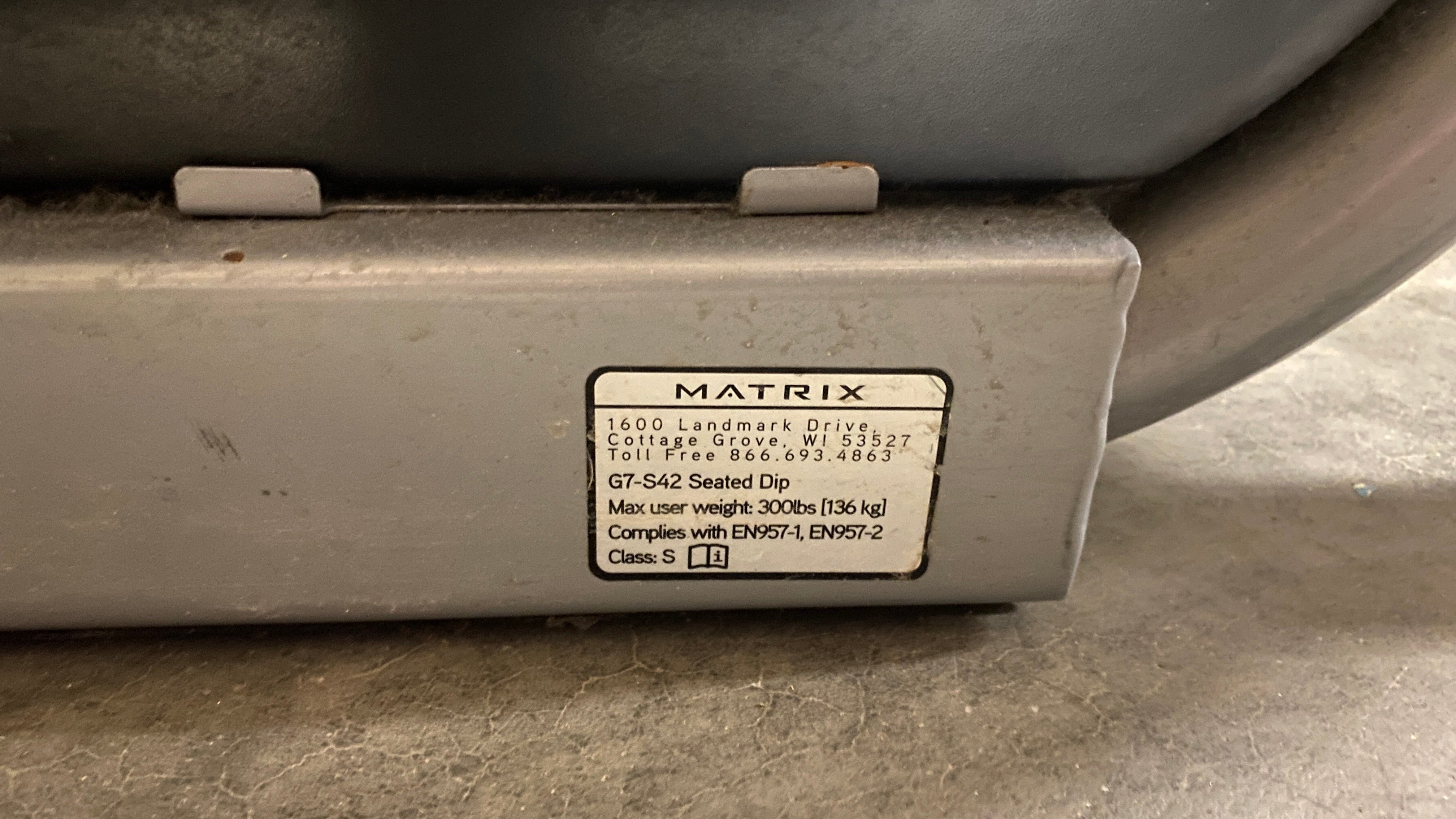 Matrix #G7-S42 Tricep Press Machine
