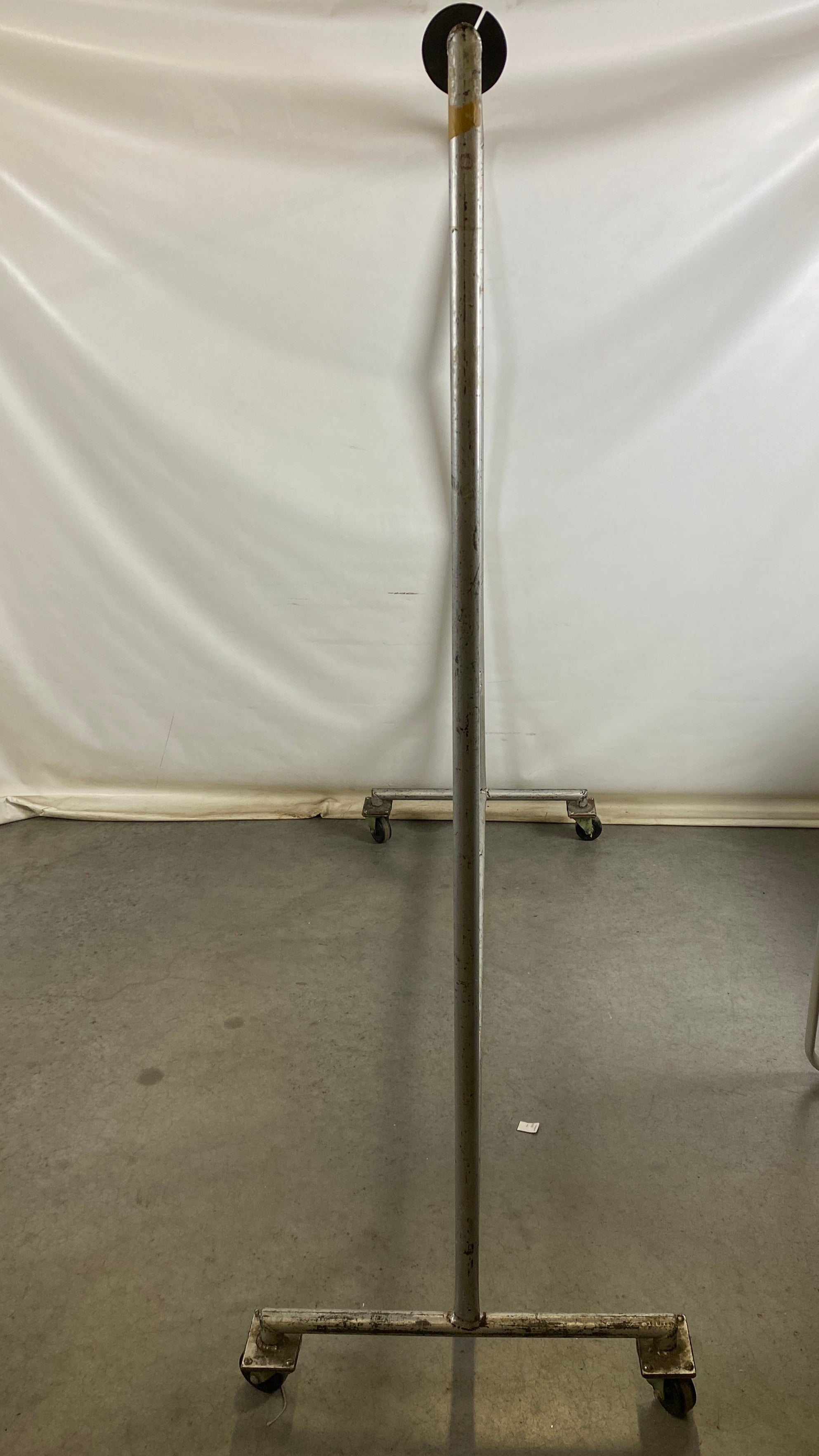 Metal Rolling Clothing Rack