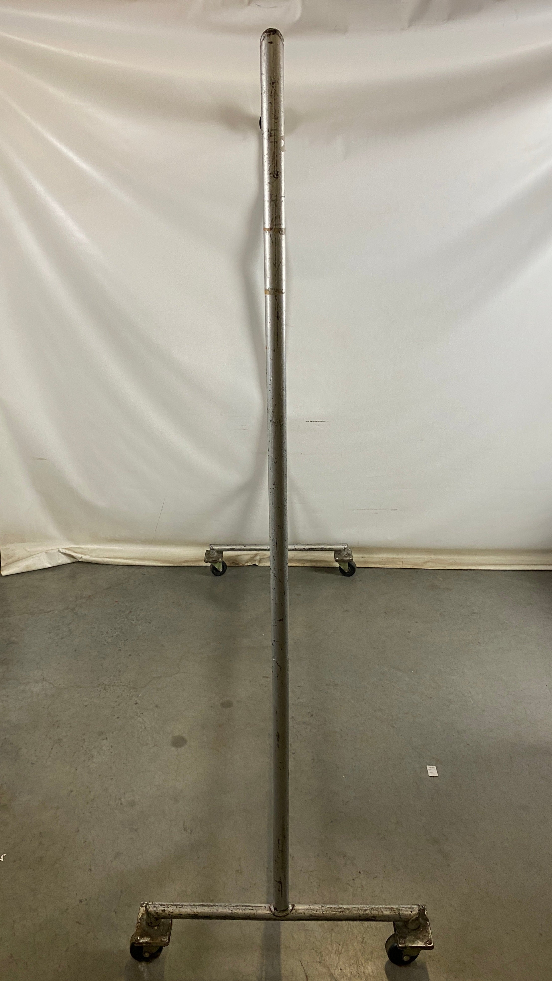 Metal Rolling Clothing Rack