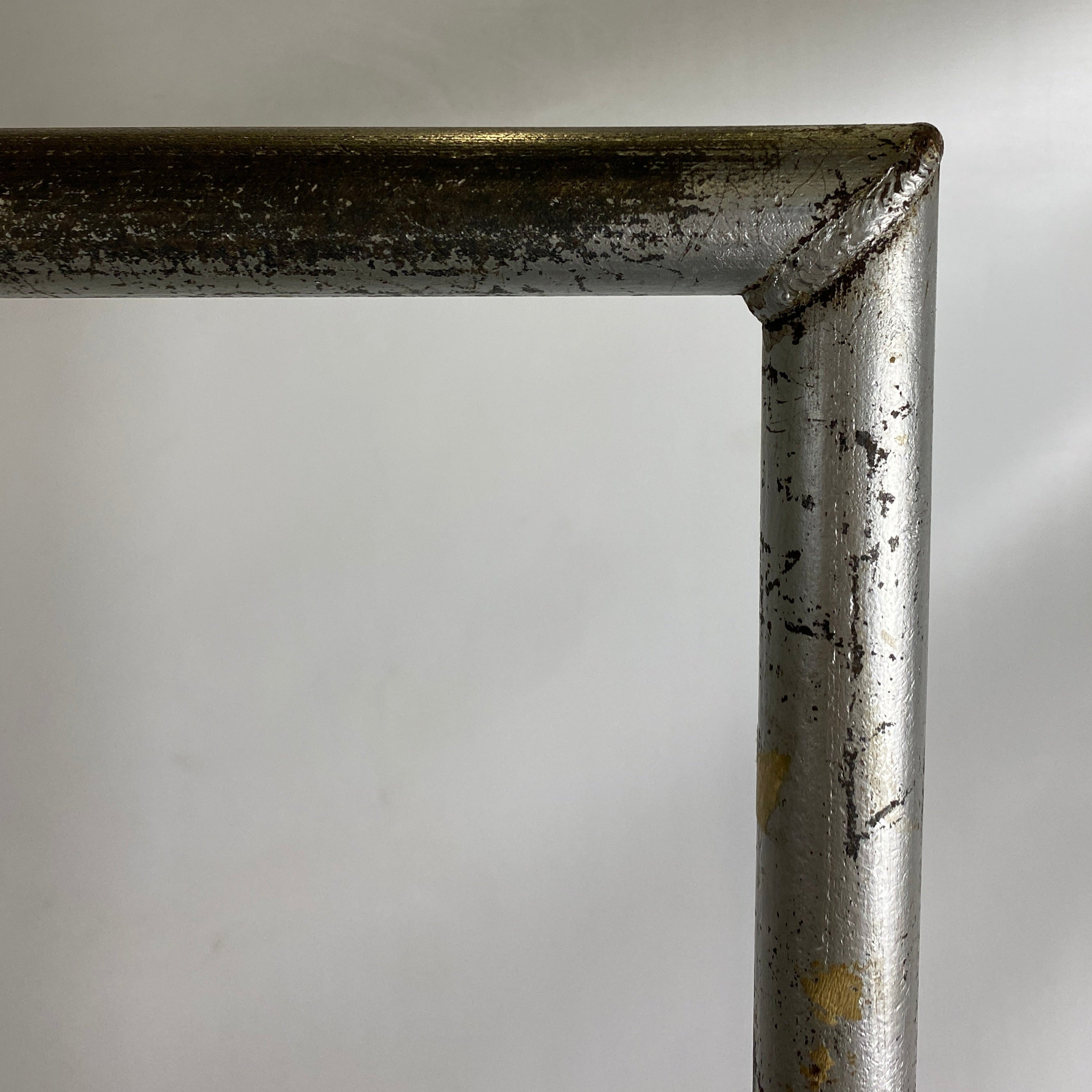 Metal Rolling Clothing Rack