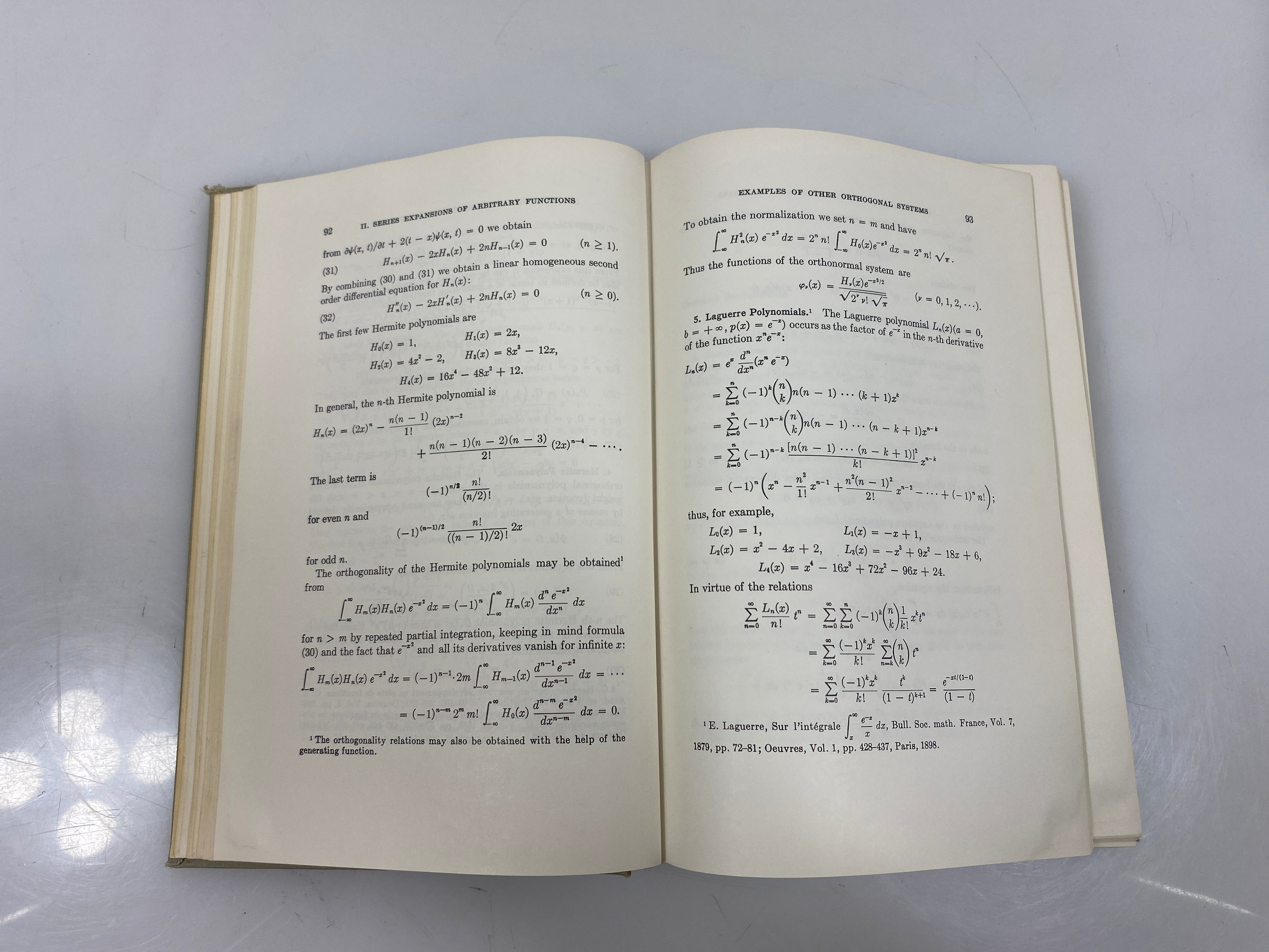 Methods of Mathematical Physics Vol I by Curant/Hilbert Ex-library 1965 HC