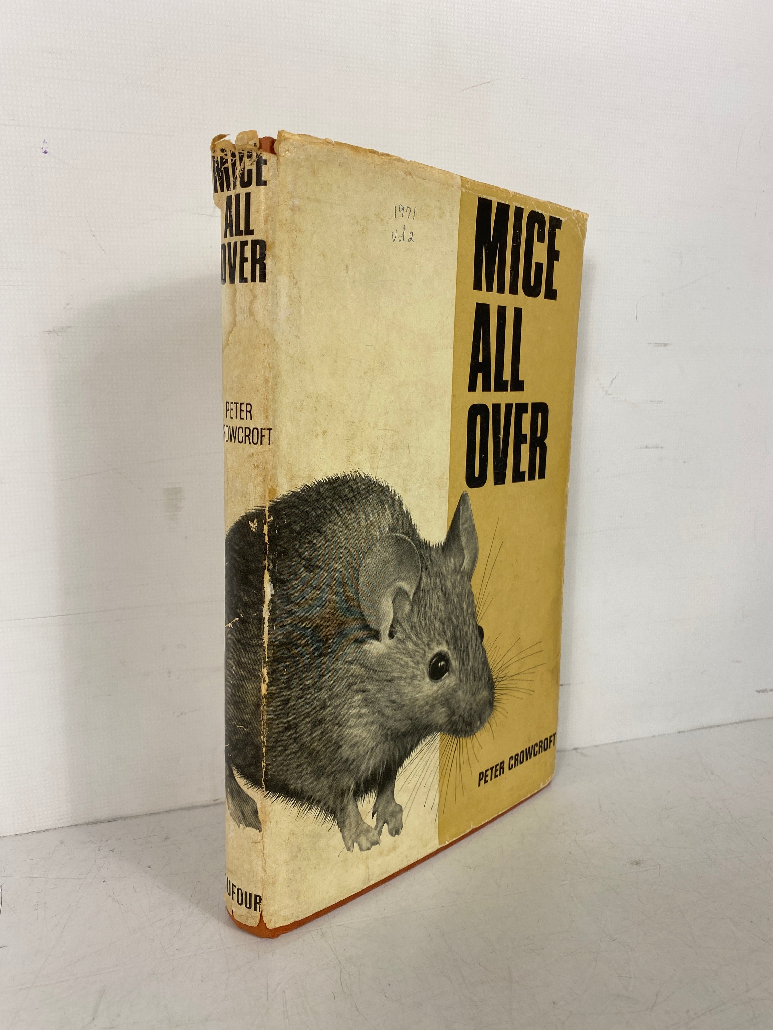 Mice All Over by Peter Crowcroft 1966 Dufour Editions Inc HC DJ