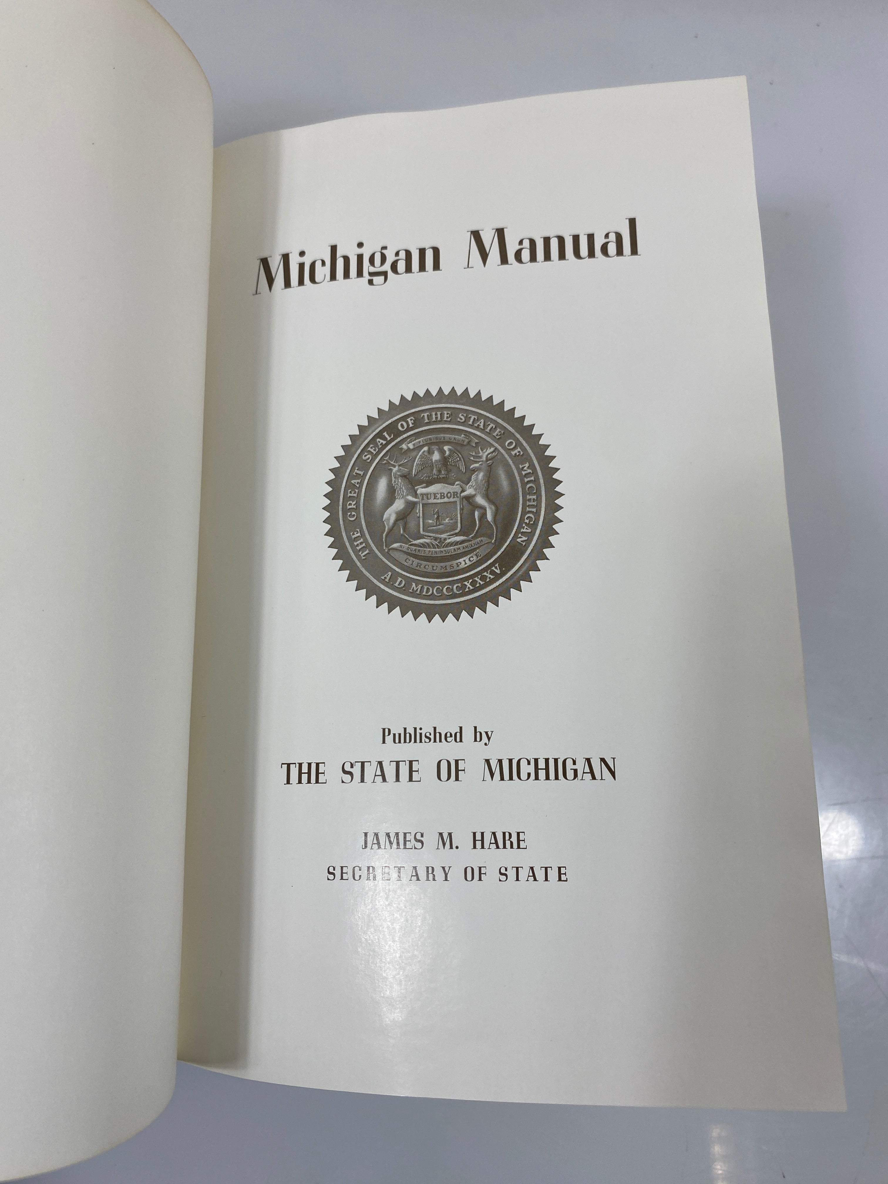 Michigan Manual by The State of Michigan 1967-1968 HC