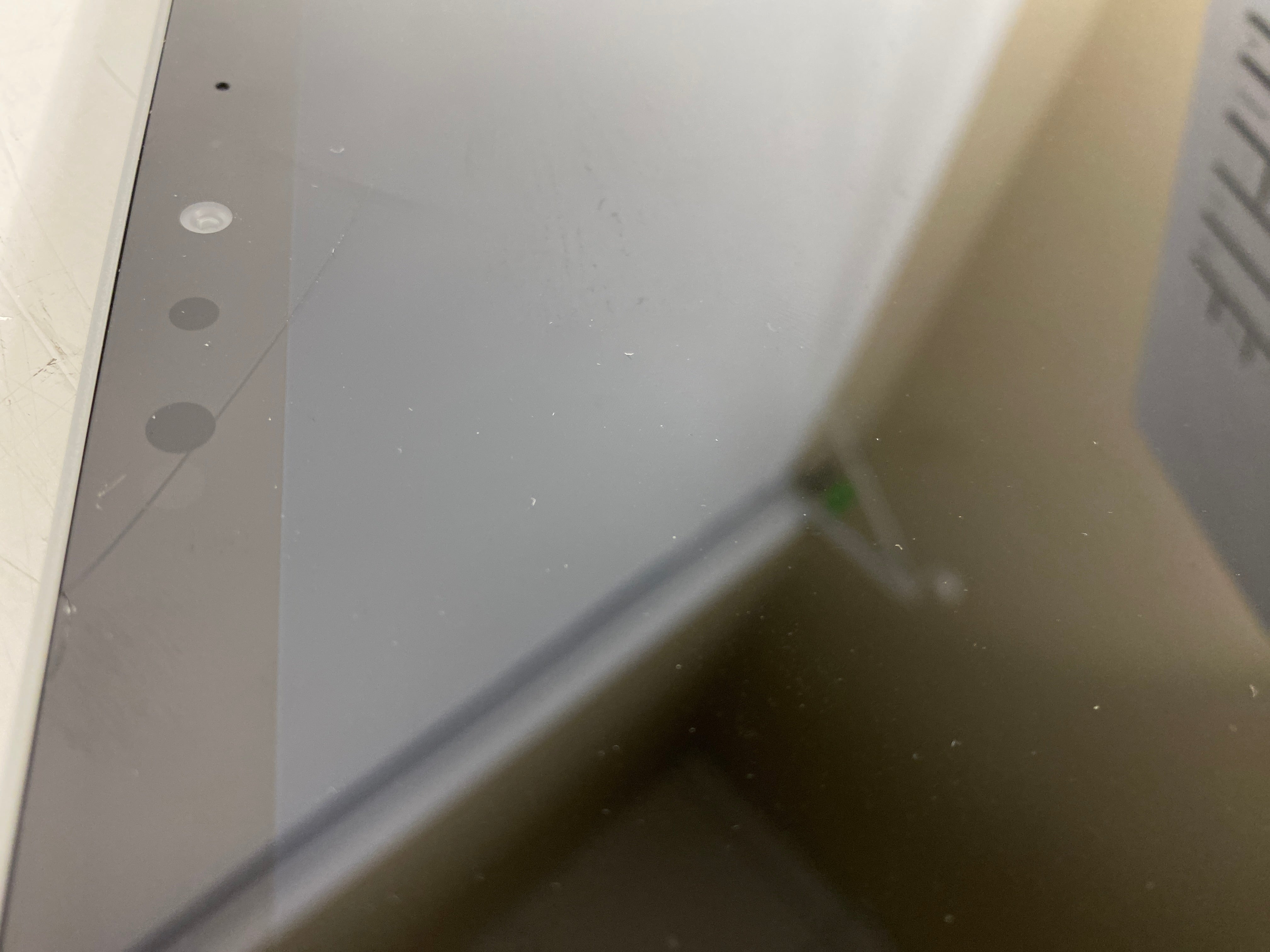 Microsoft Surface Book 2 i5-8350U 256GB *Cracked Display*