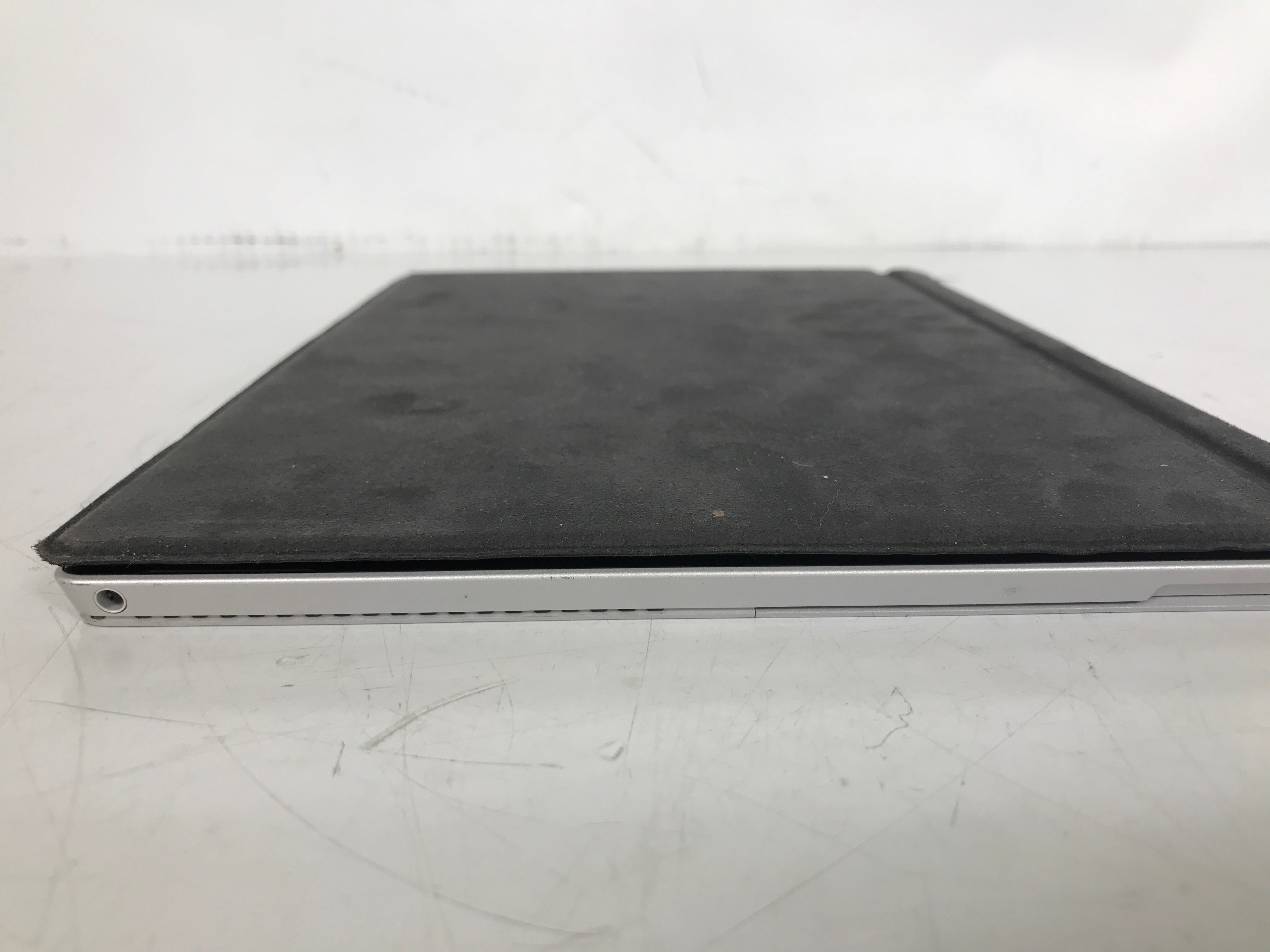 Microsoft Surface Pro 4 i7 6th Gen Windows 11 Pro *Touchscreen Issues*