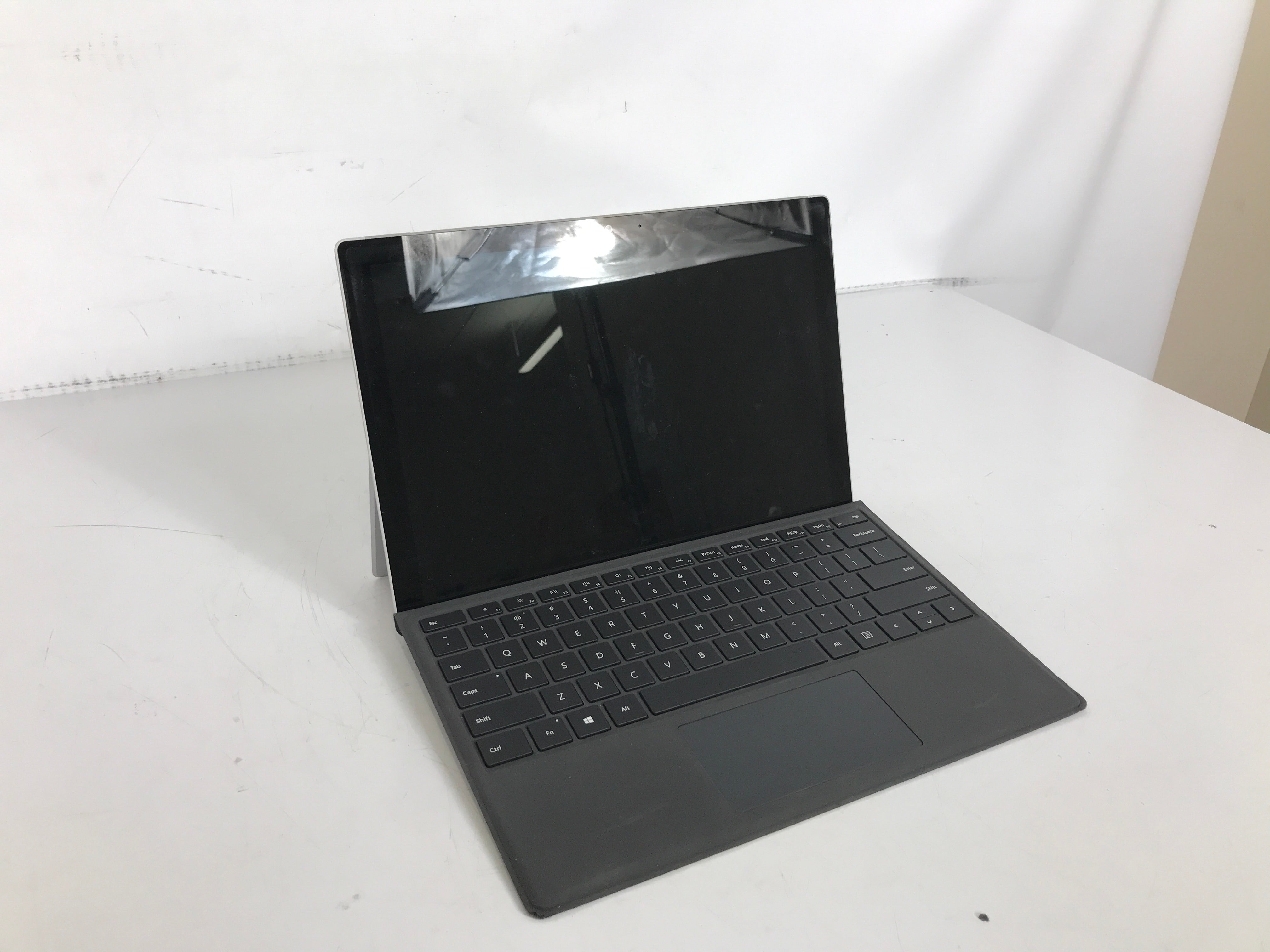Microsoft Surface Pro 4 i7 16GB 512GB Windows 11 Pro *Touchscreen Does Not Work*