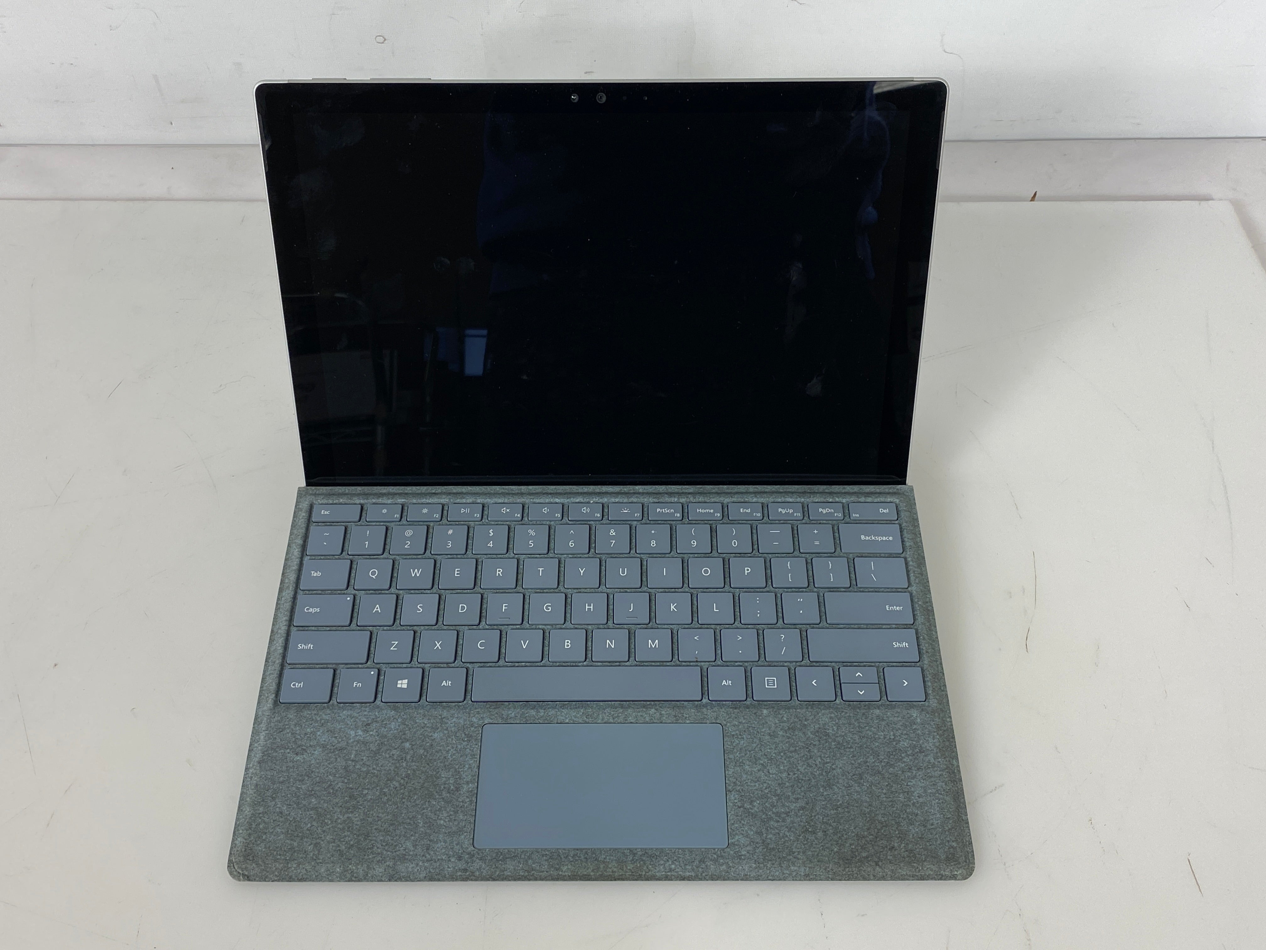 Microsoft Surface Pro 5 1.0 GHz M3-7Y30 128GB 4GB Windows 11 Pro - Alcantara