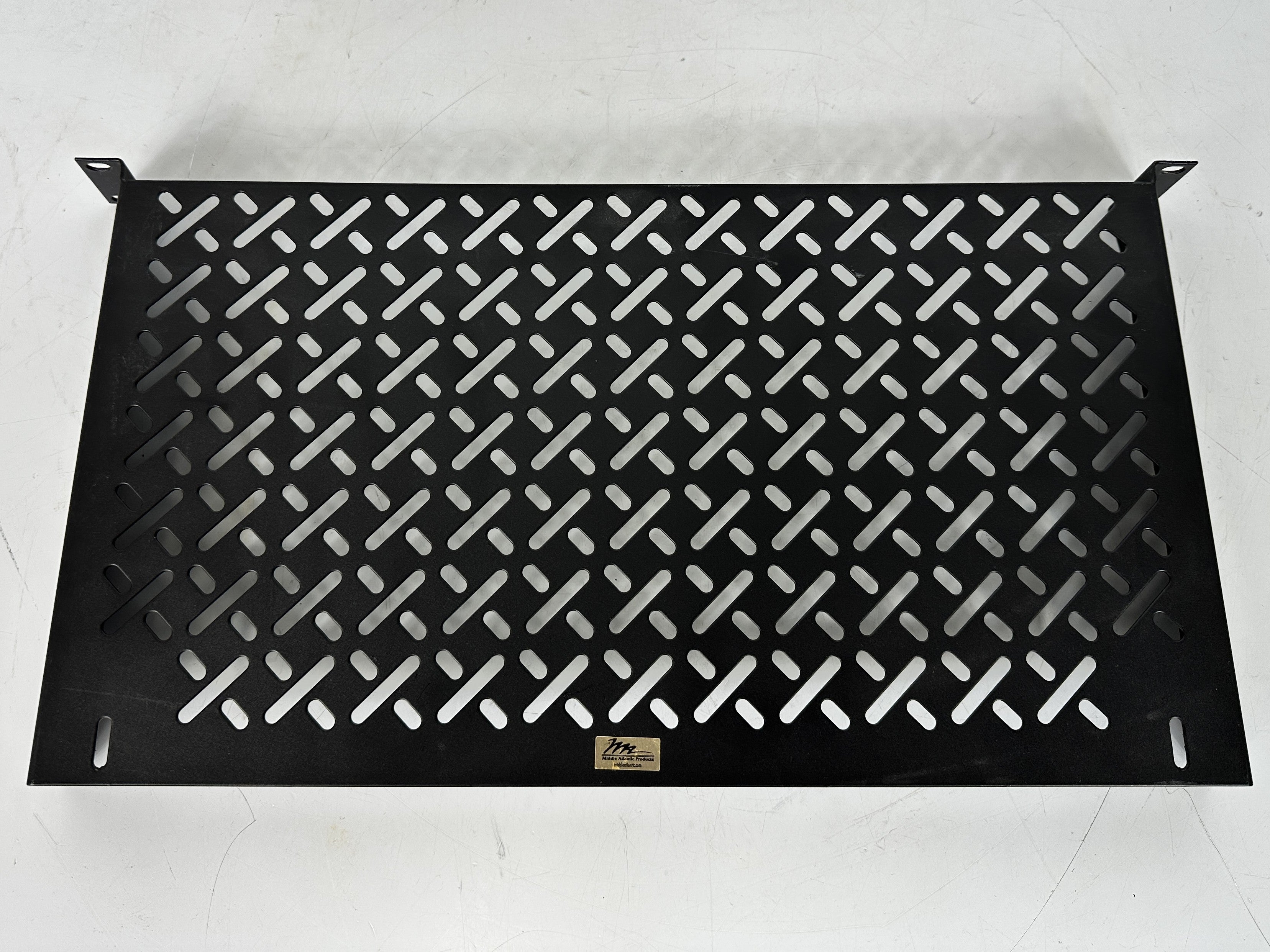 Mid Atlantic Products UTR1 1U Vented Half Rack Shelf