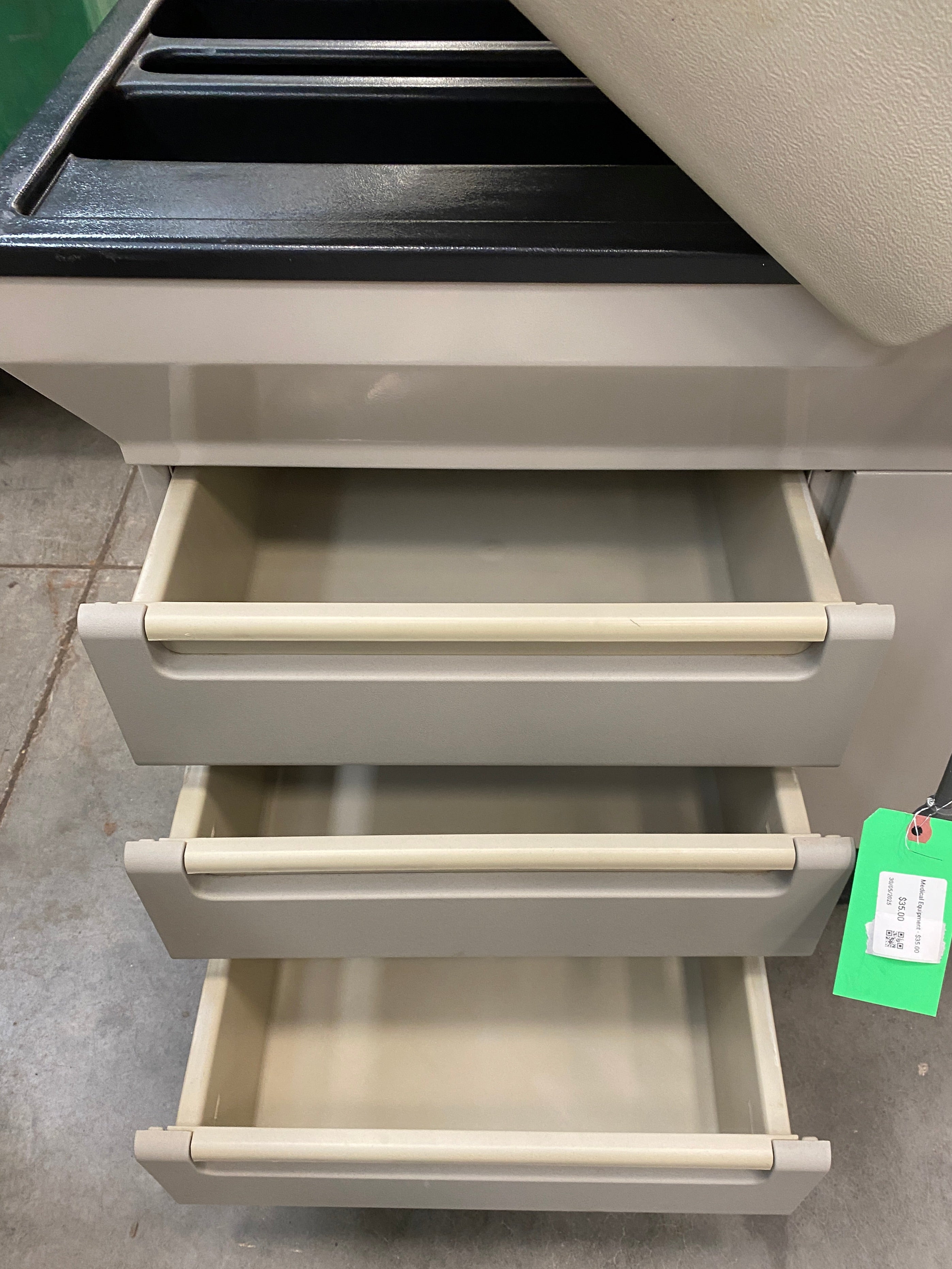 Midmark #404 Examination Table