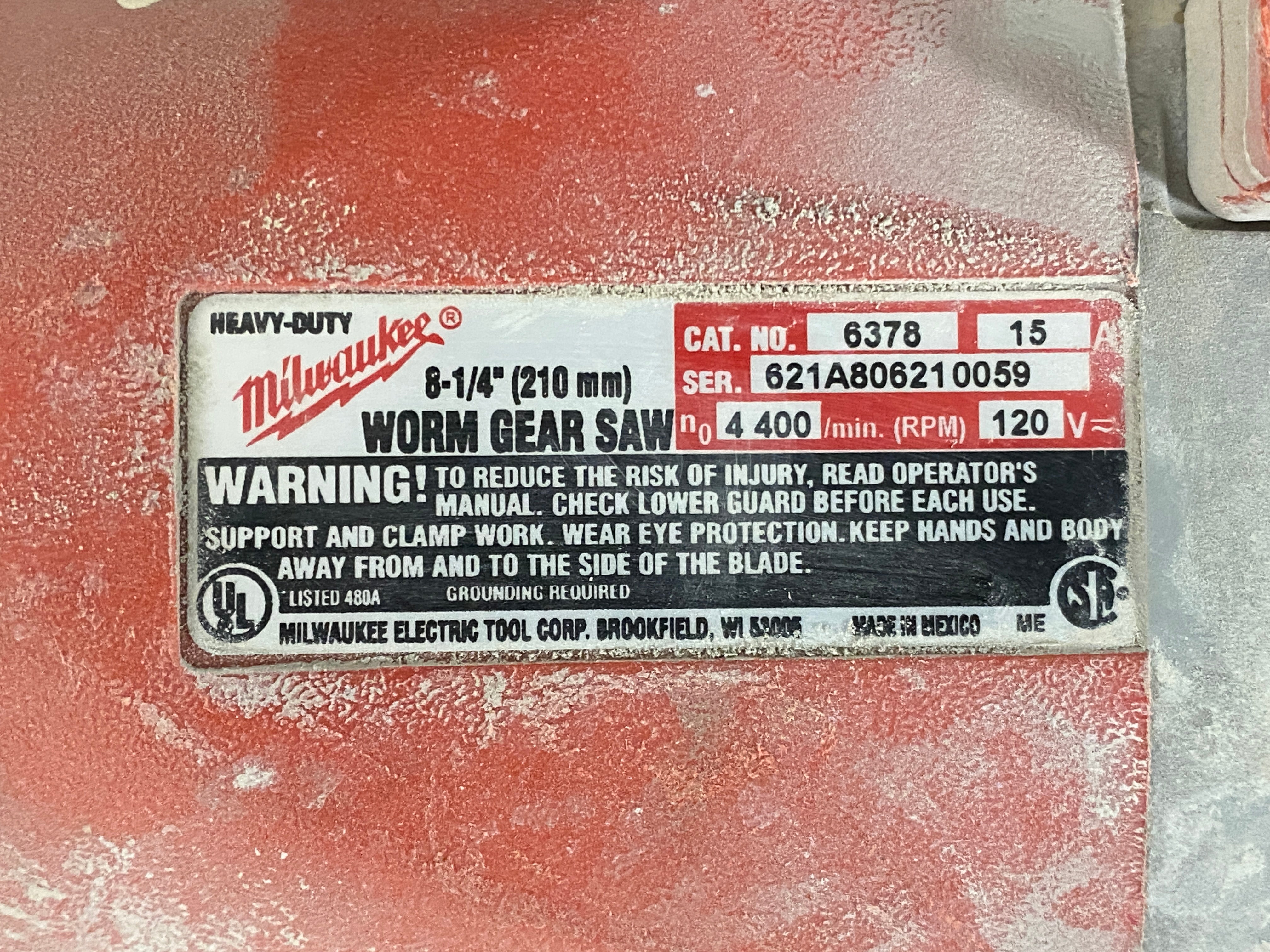 Milwaukee  8.5" Circular Saw w/Case