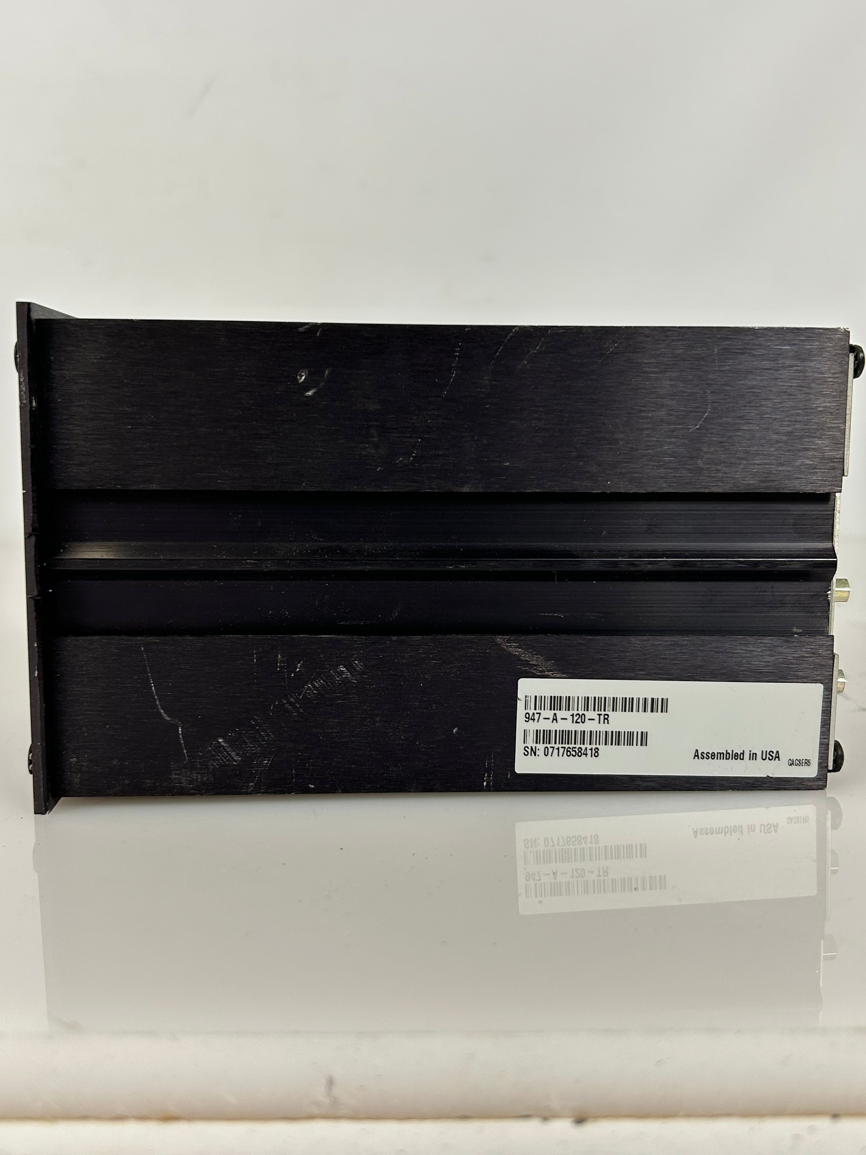 MKS 947 Convection Enhanced Pirani Pressure Controller