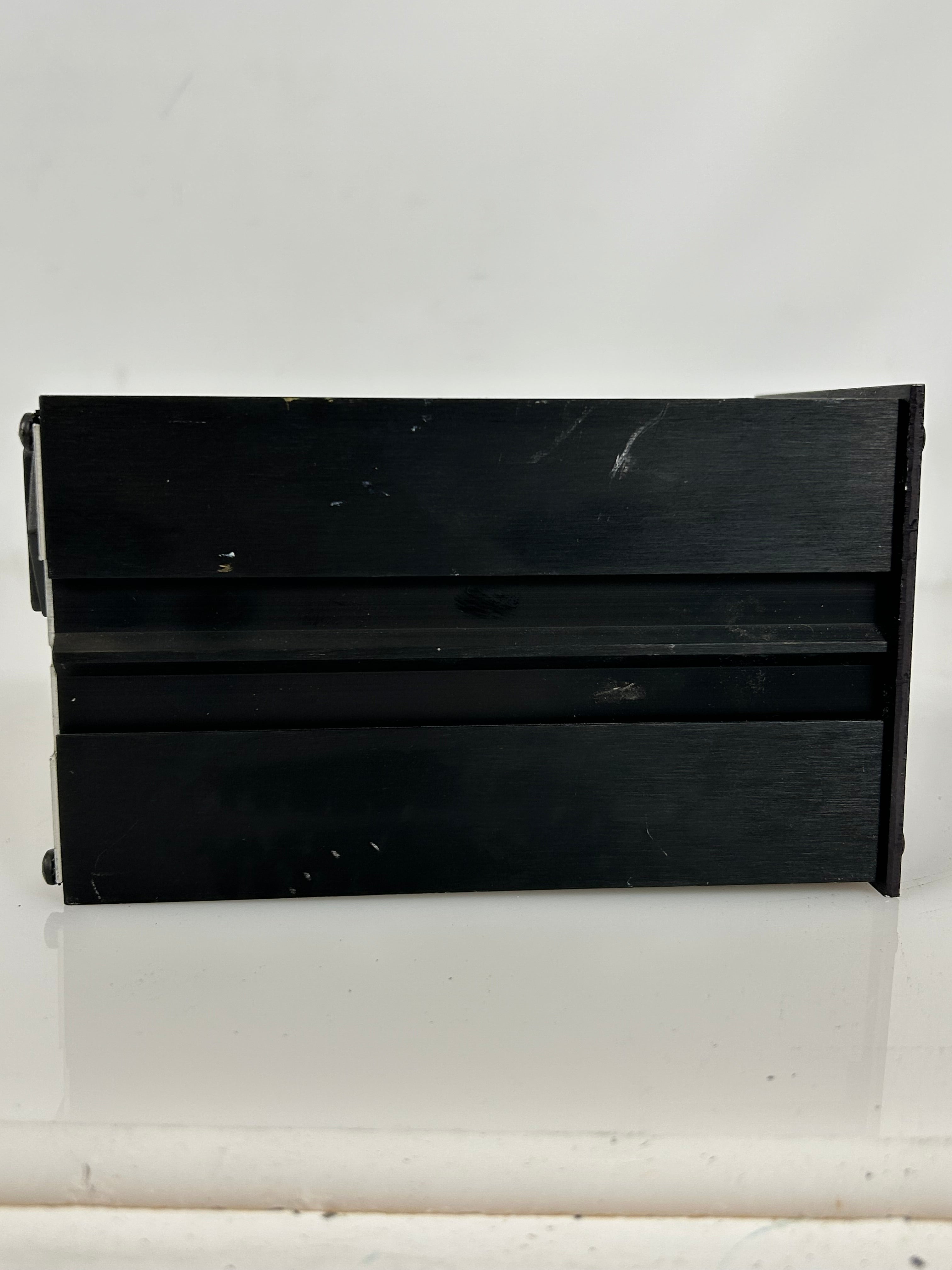 MKS 947 Convection Enhanced Pirani Pressure Controller
