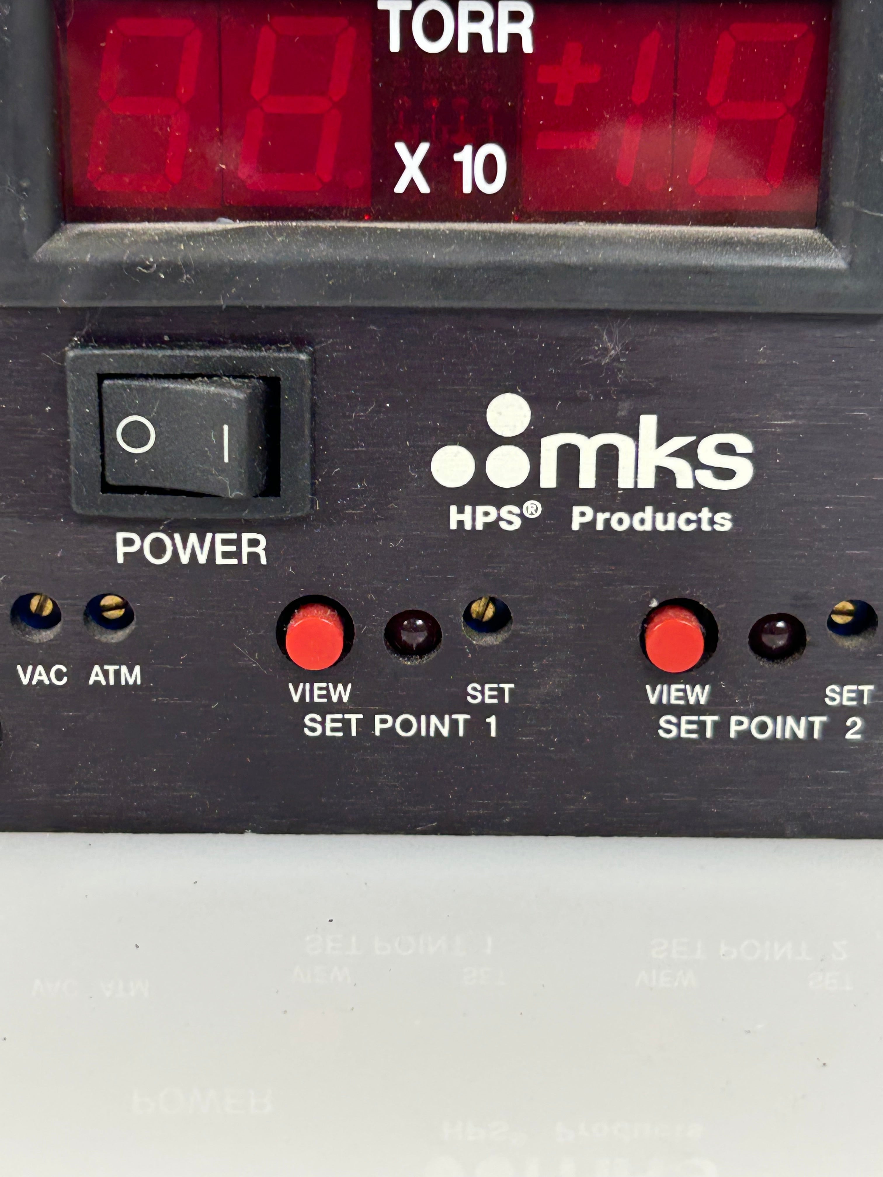MKS 947 Convection Enhanced Pirani Pressure Controller