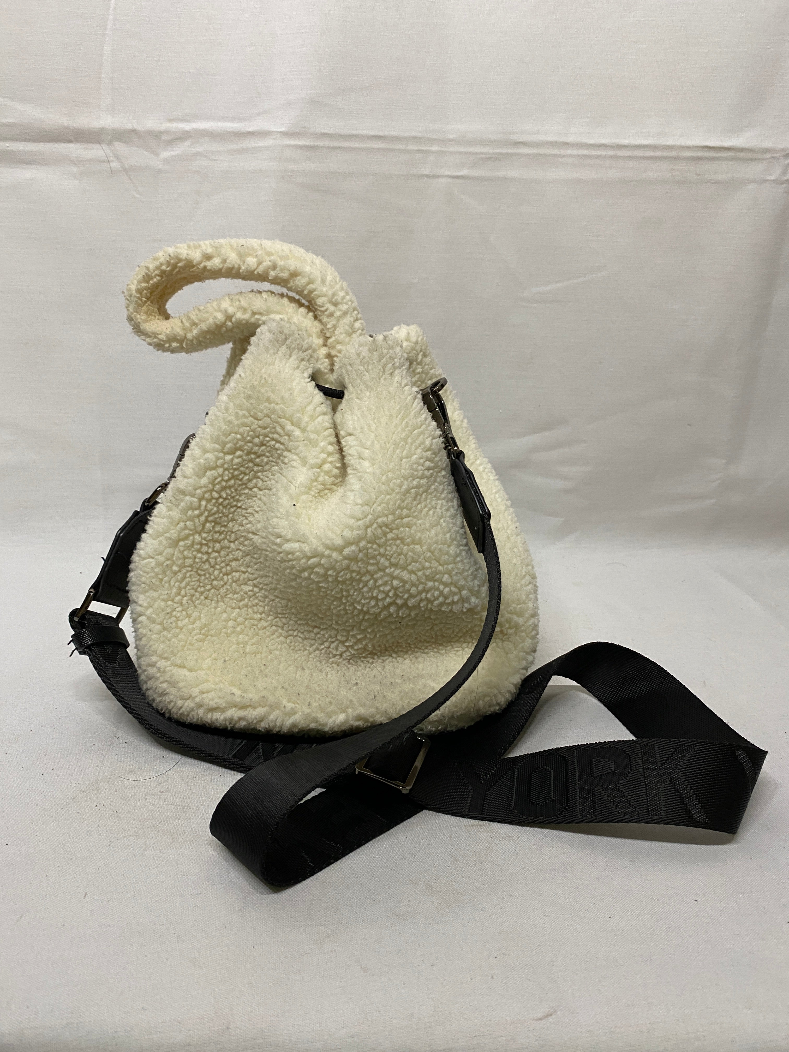 MLB NY Yankees Polar Fleece Bucket Bag