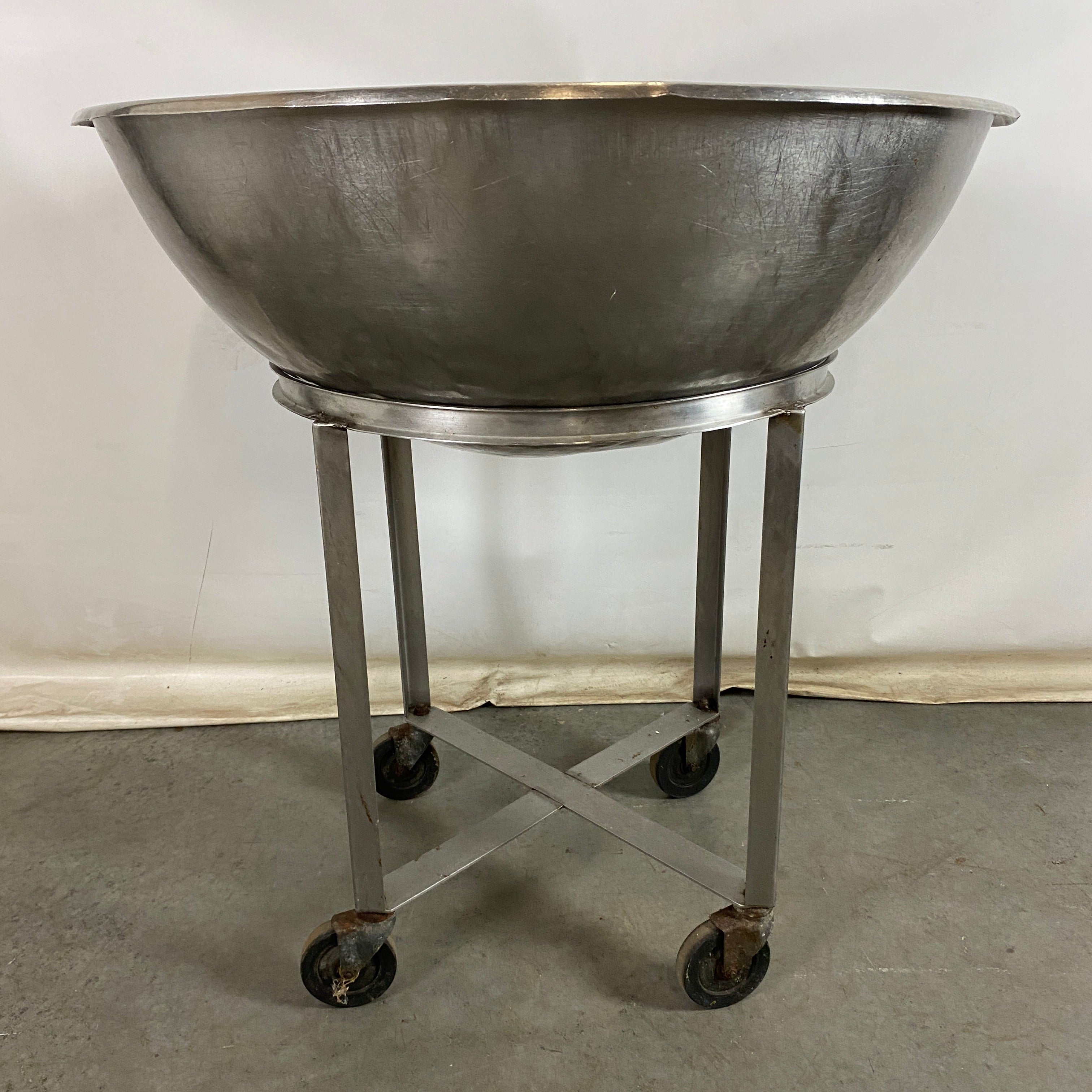 Mobile Mixing Bowl w/ Rolling Stand