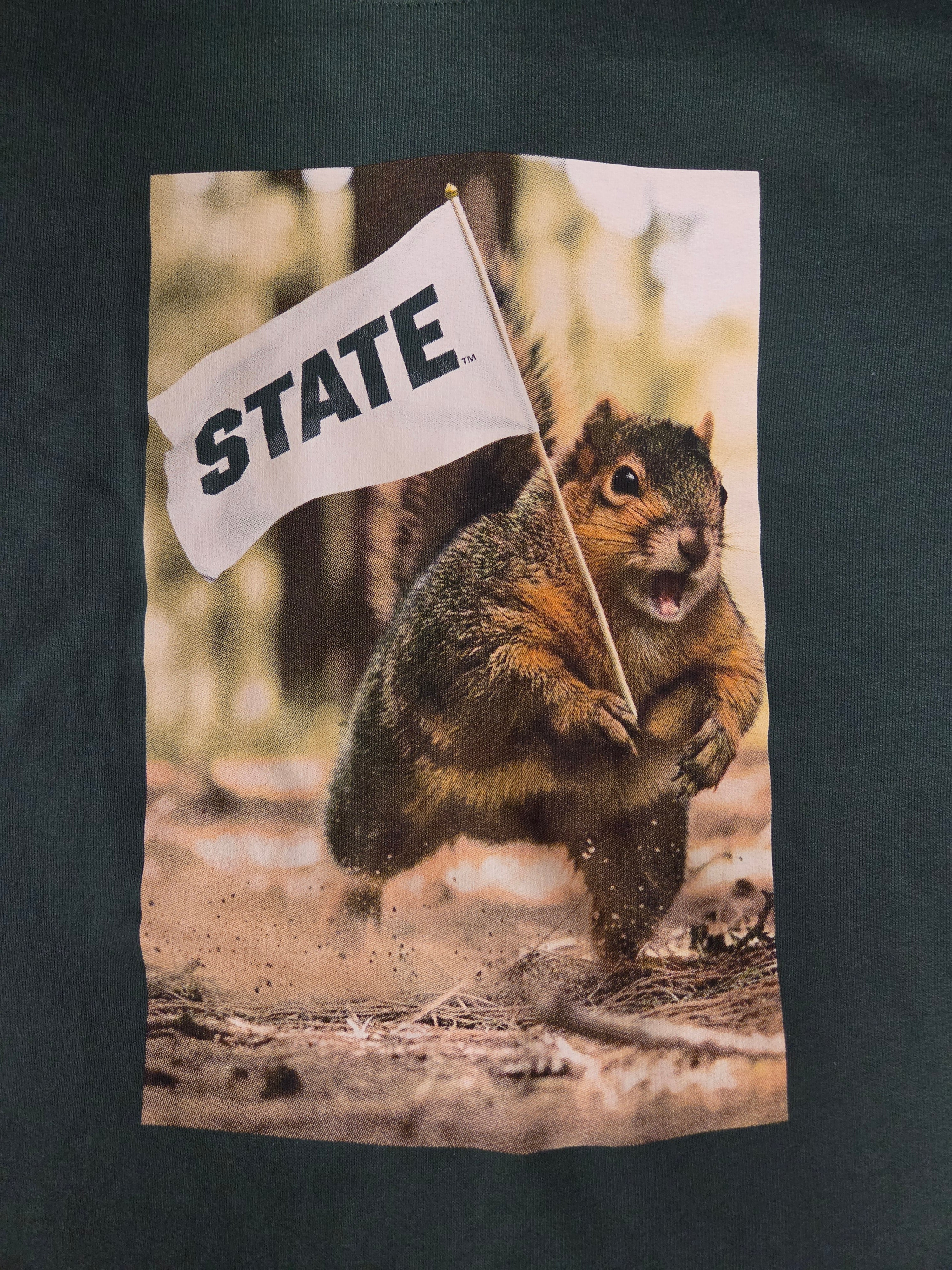 MSU Green Squirrel Flag Crewneck Sweatshirt Unisex Size M