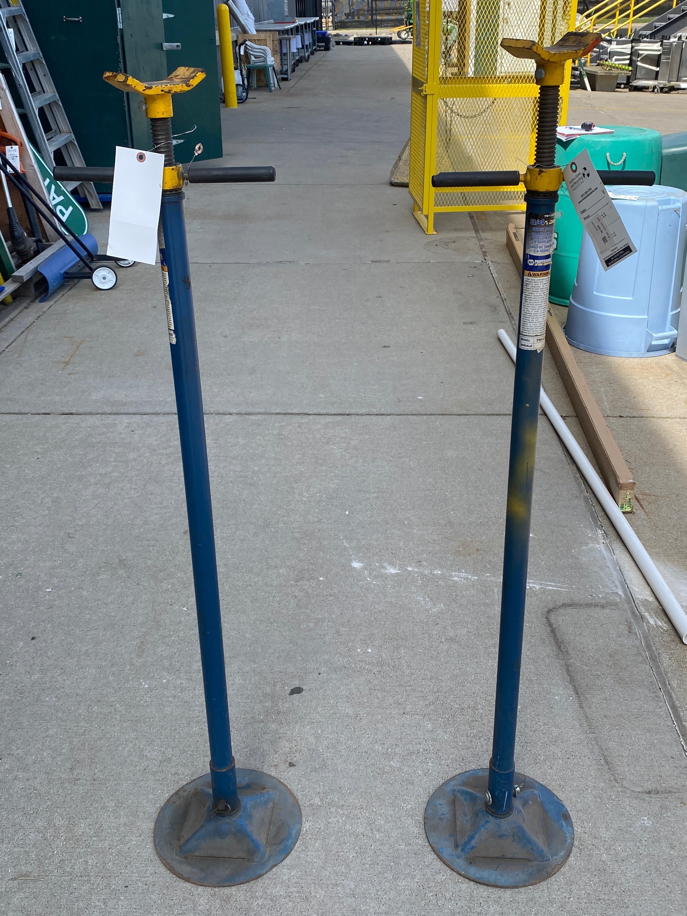 Napa Adjustable Pipe Jacks Pair of 2