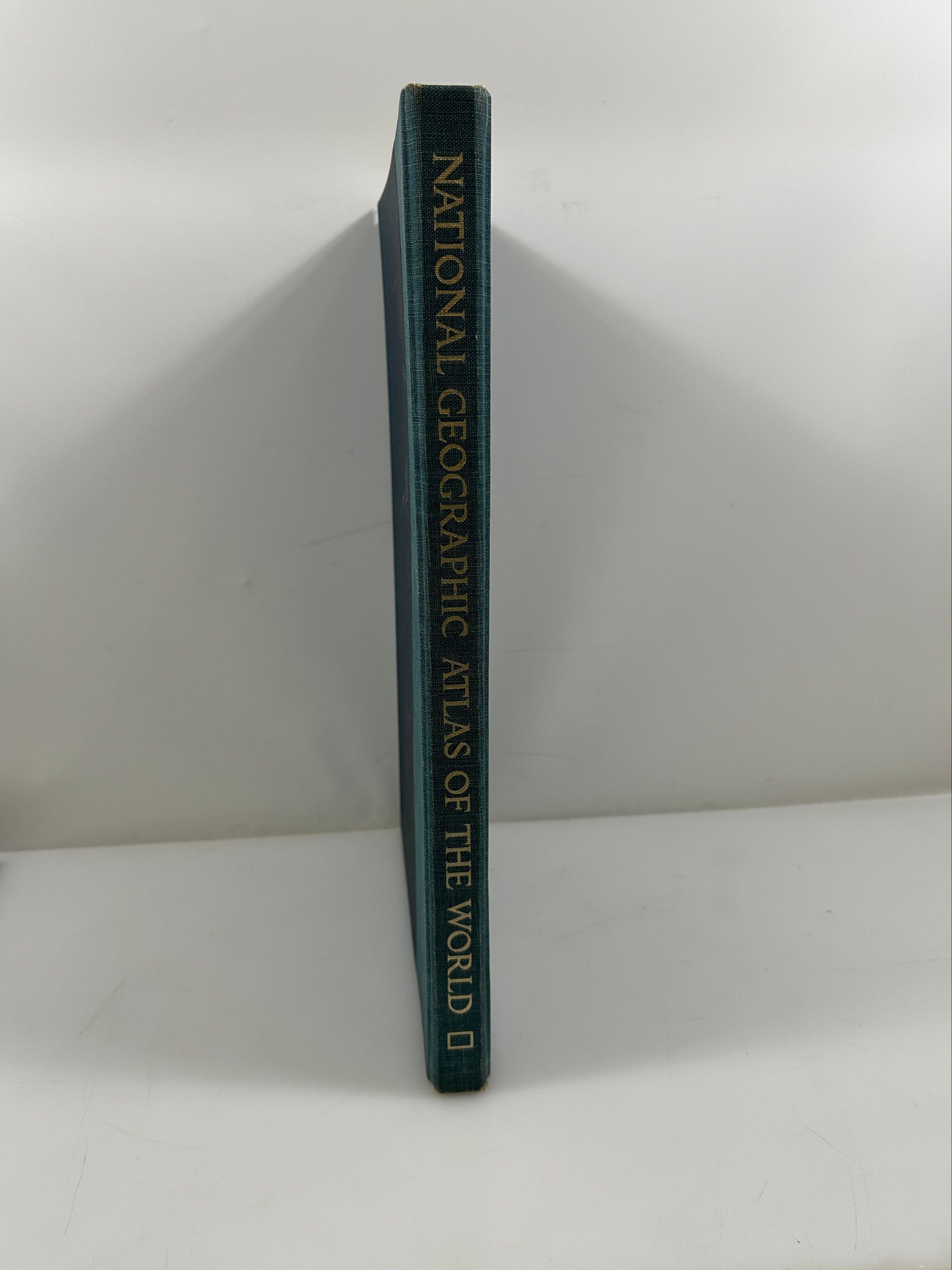 National Geographic Atlas of the World HC Edit Wilbur E. Garrett 1975 HC Signed