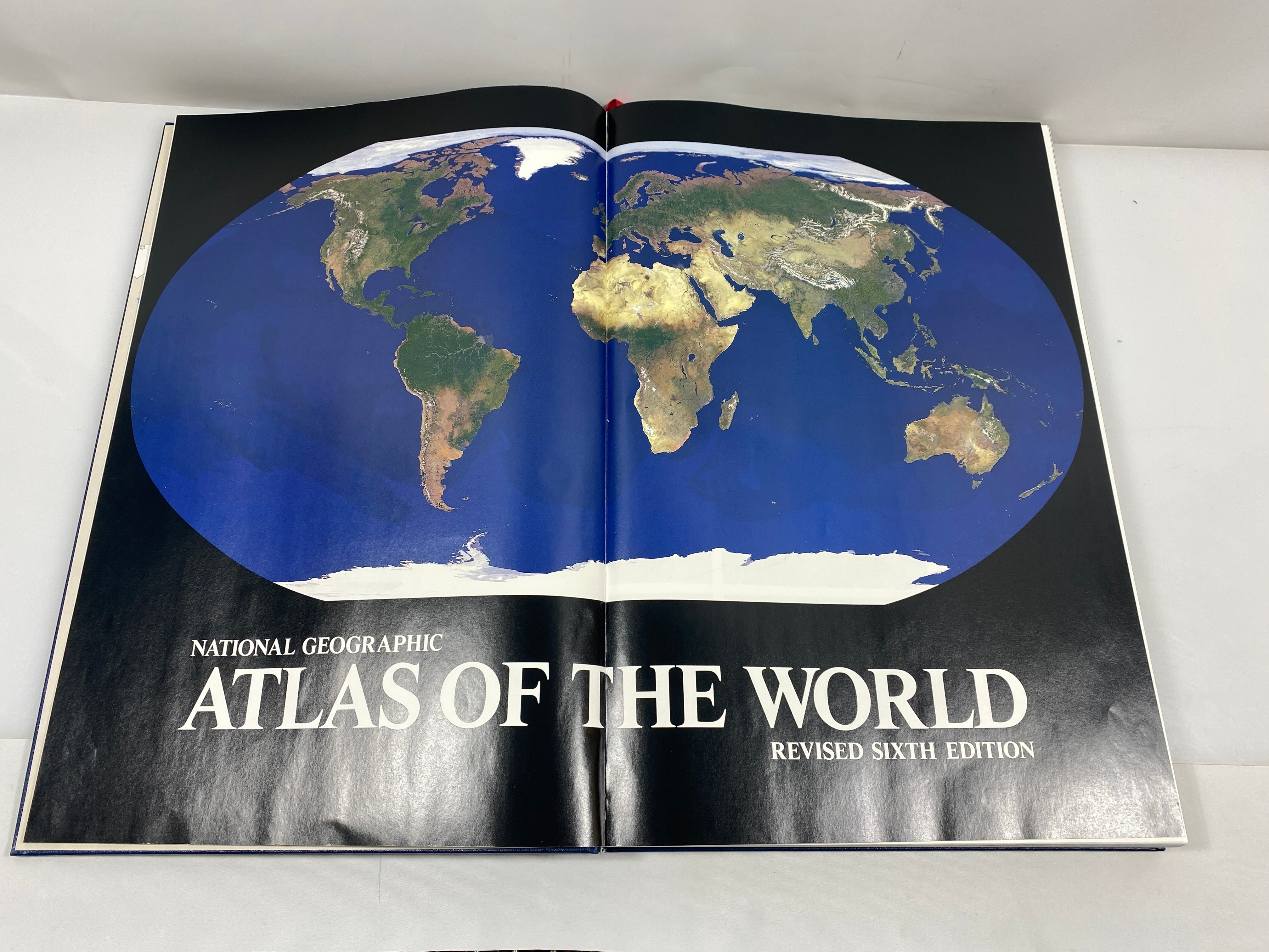 National Geographic Atlas of the World Revised 6th Ed. 1992 HC