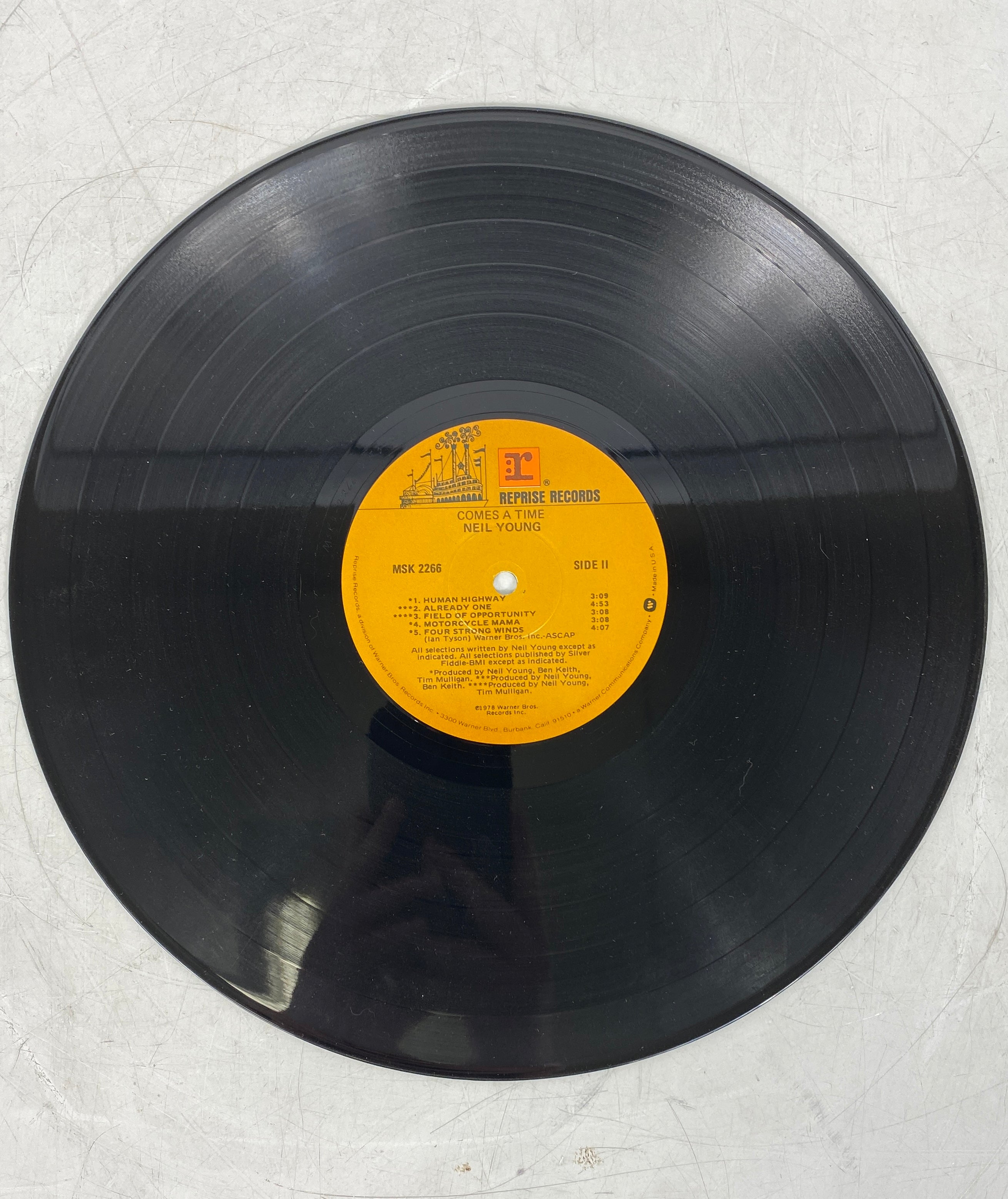 Neil Young Comes a Time (1978) Vinyl Record